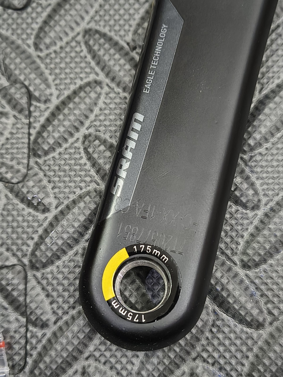 SRAM XX1 SL Eagle DUB Carbon Crankset 175mm 32T 3mm Boost 12-Speed