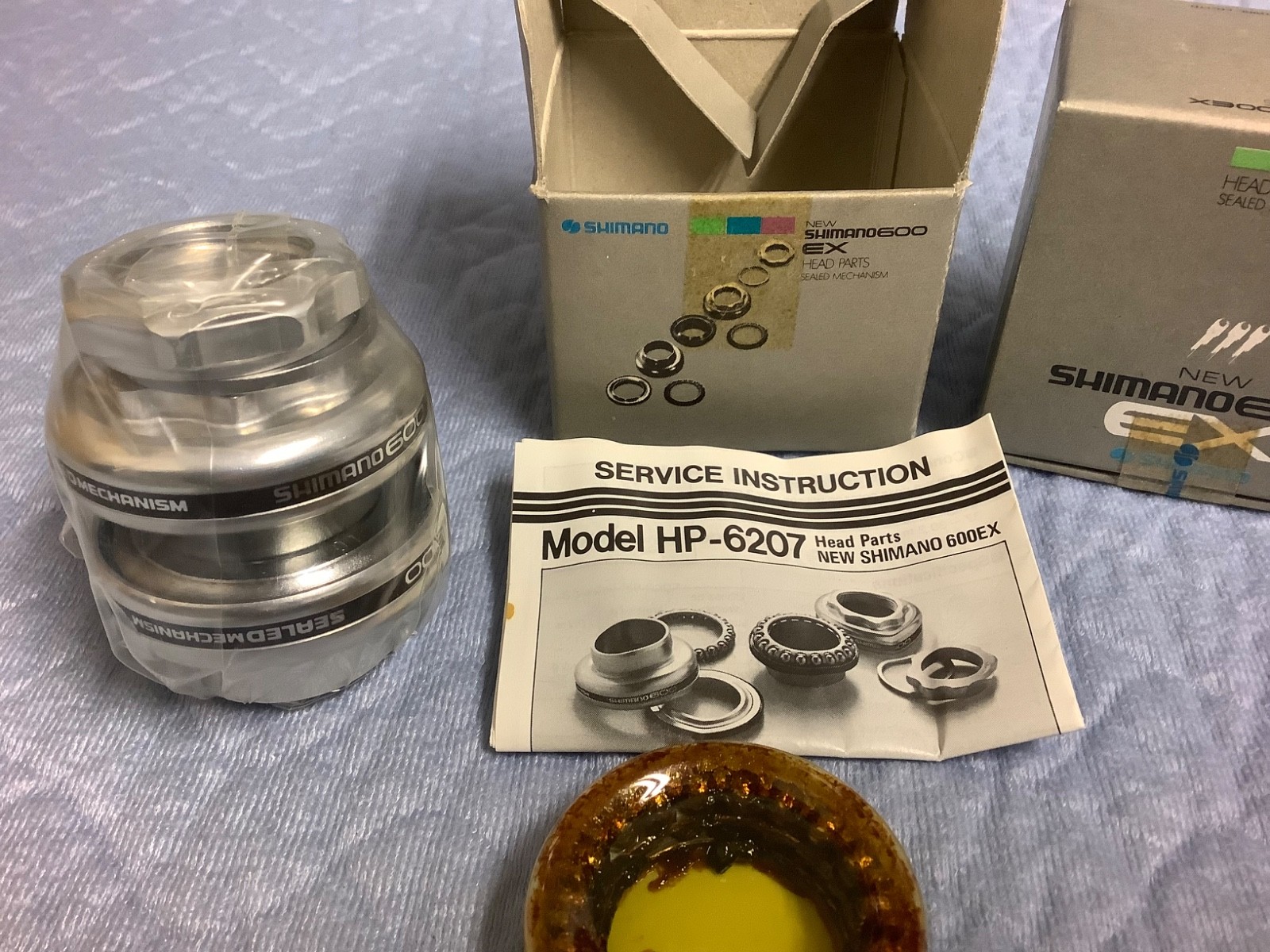 Vintage 80’s Shimano 600 EX / HP-6207 1″ inch threaded ahead headset