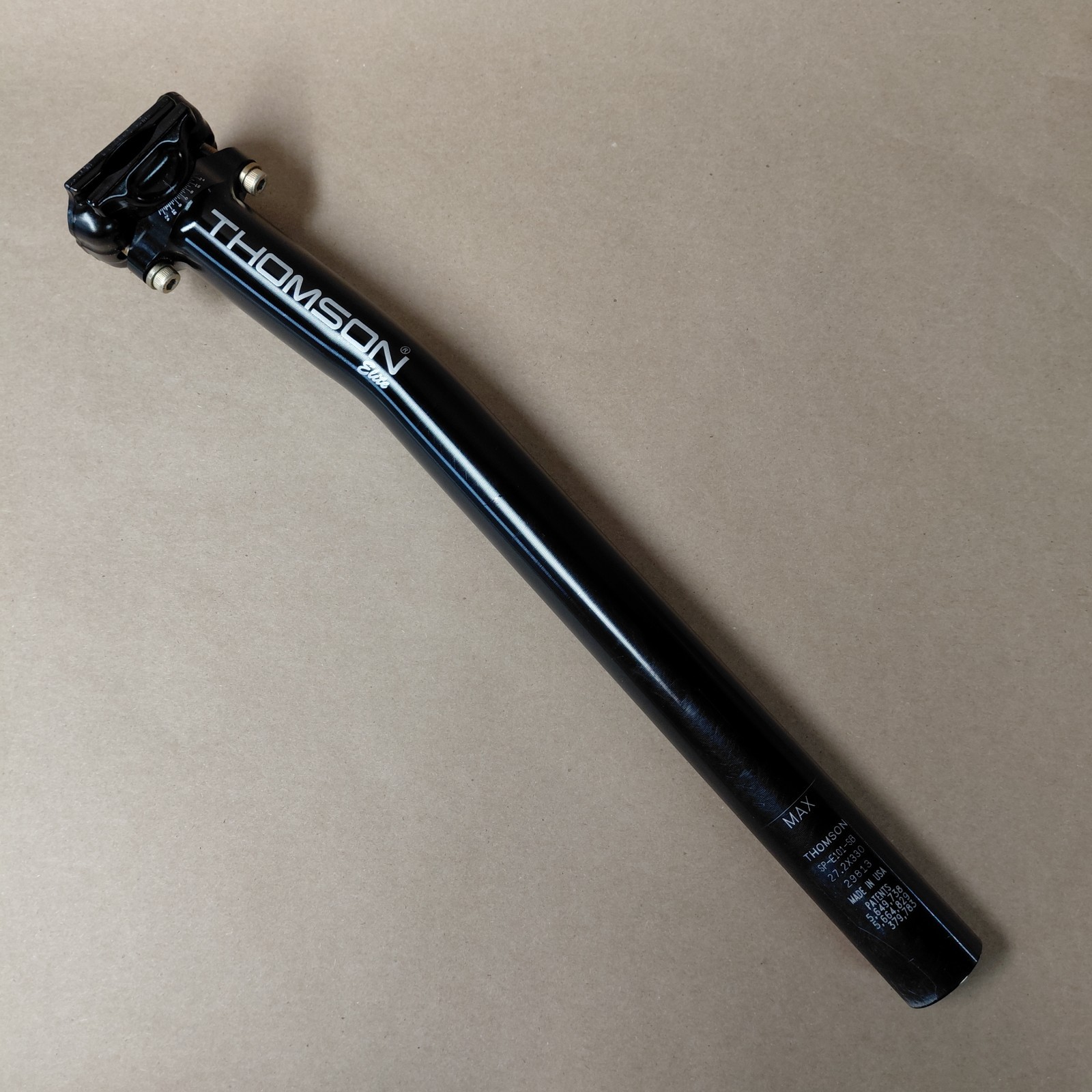 Thomson Elite Setback Seatpost – 27.2 x 330mm – Black (SP-E101-SB) with Bag