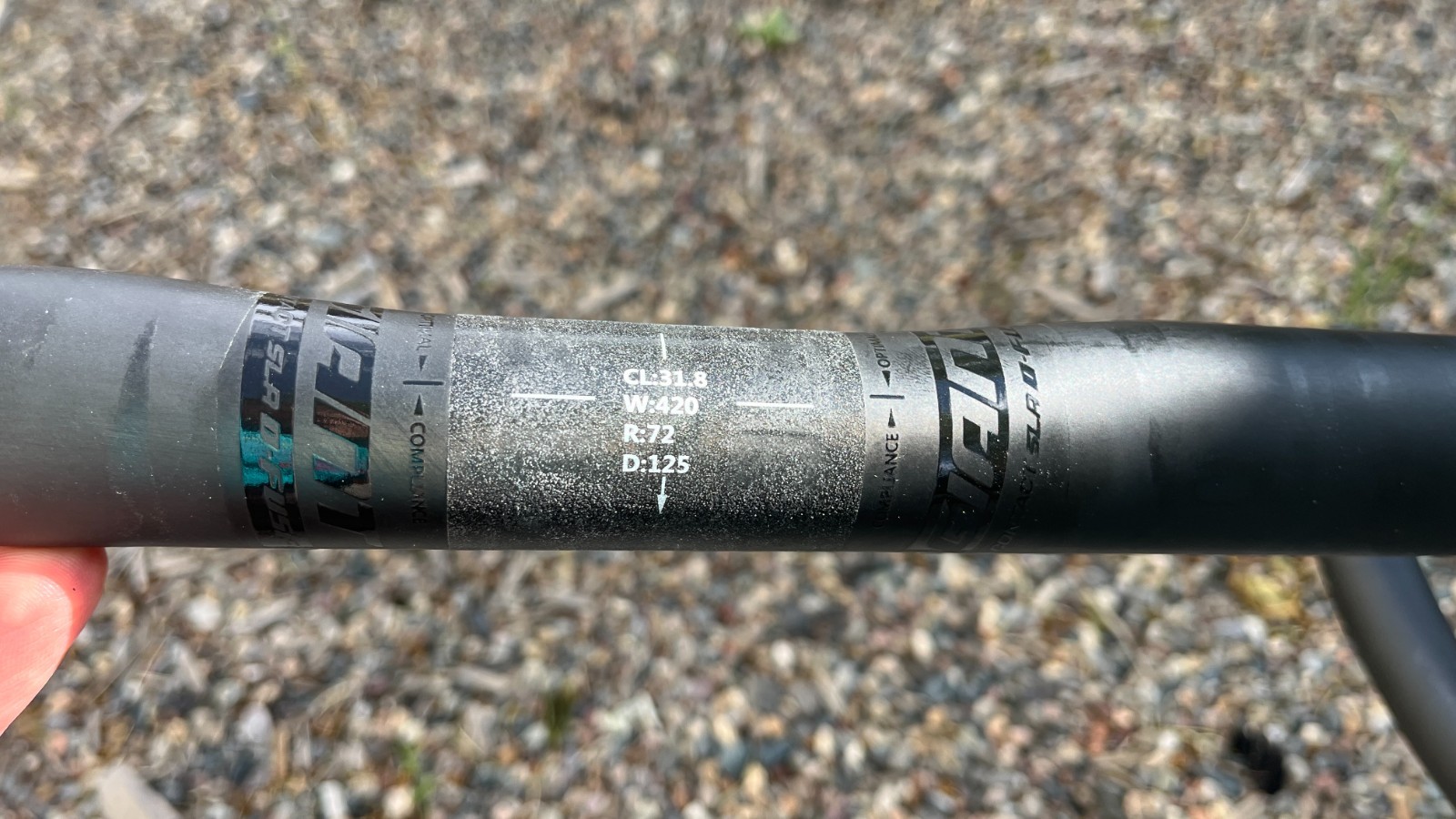 GIANT Contact SLR D-Fuse carbon handlebars 42cm excellent