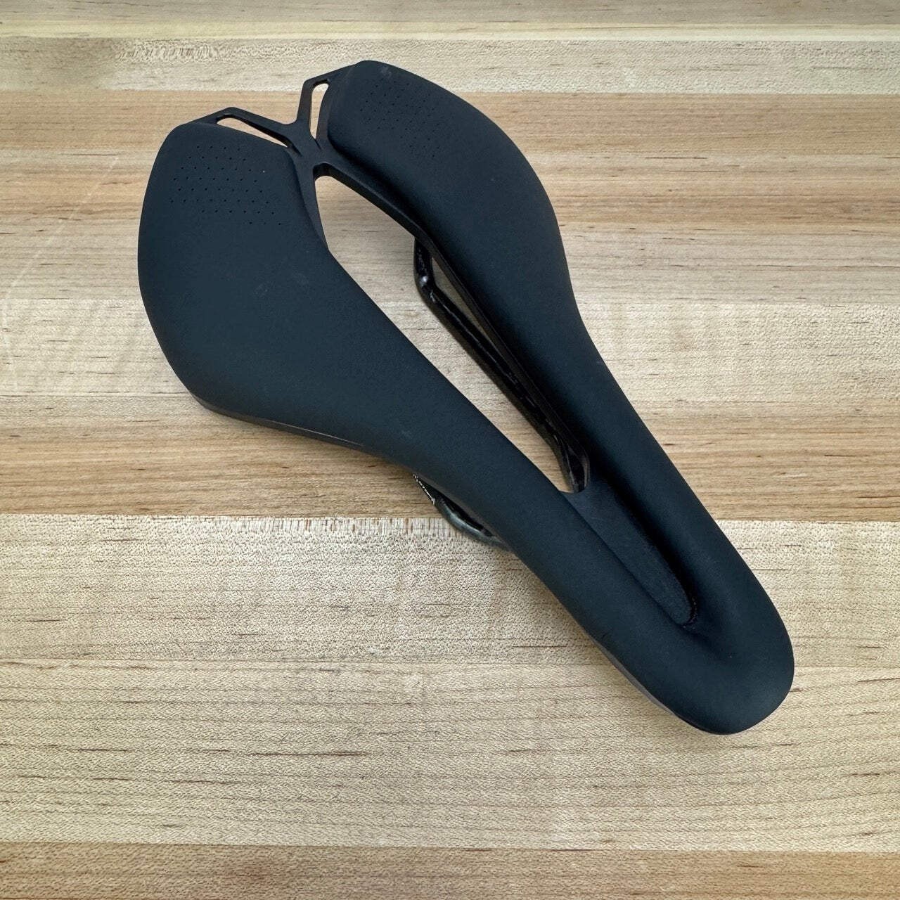 New Takeoff! Most Lynx 3.0 Superflow Carbon 7x9mm Carbon Rails 145mm Bike Saddle