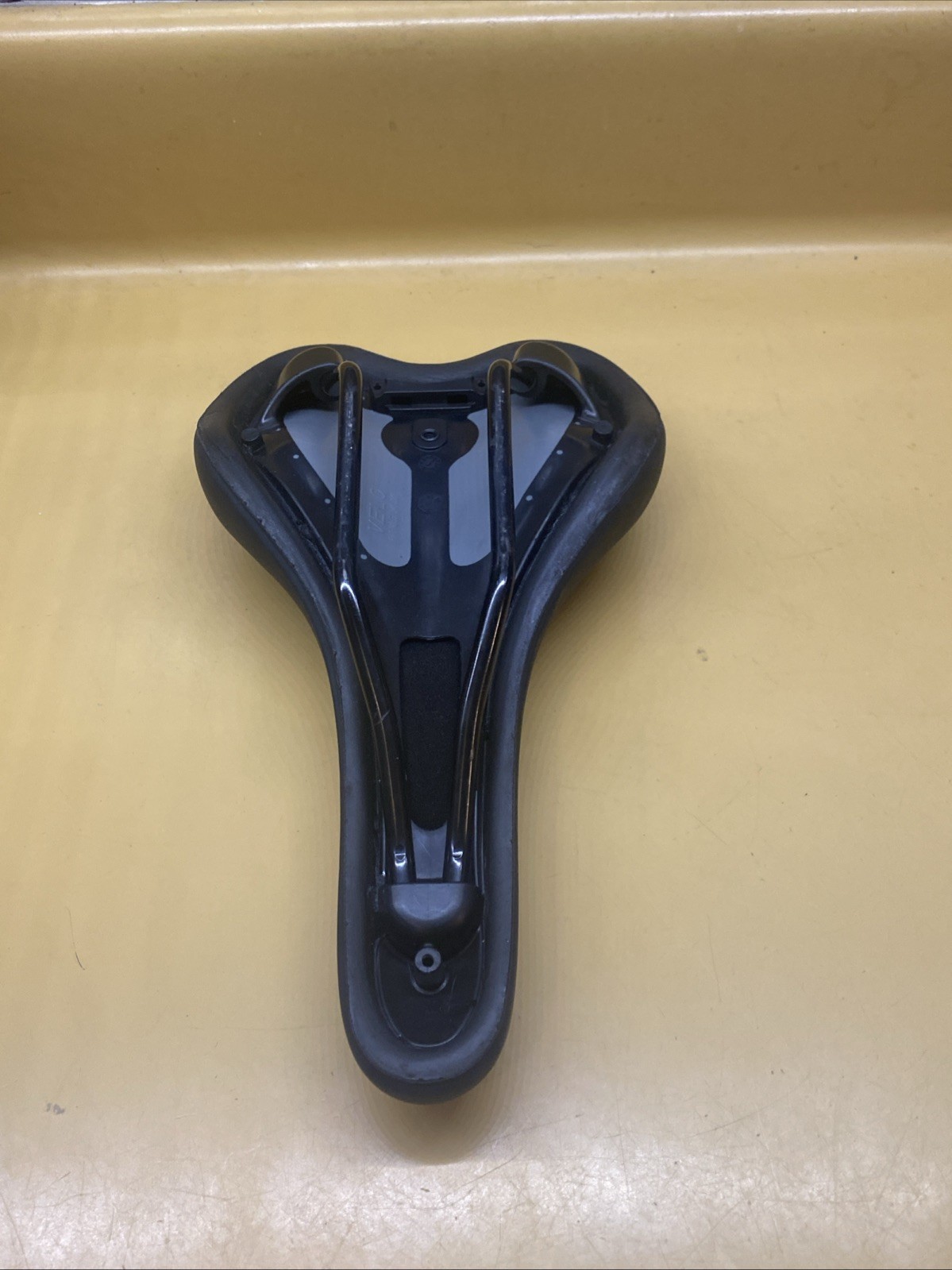 Black Raleigh 270mm X 150mm Steel Saddle