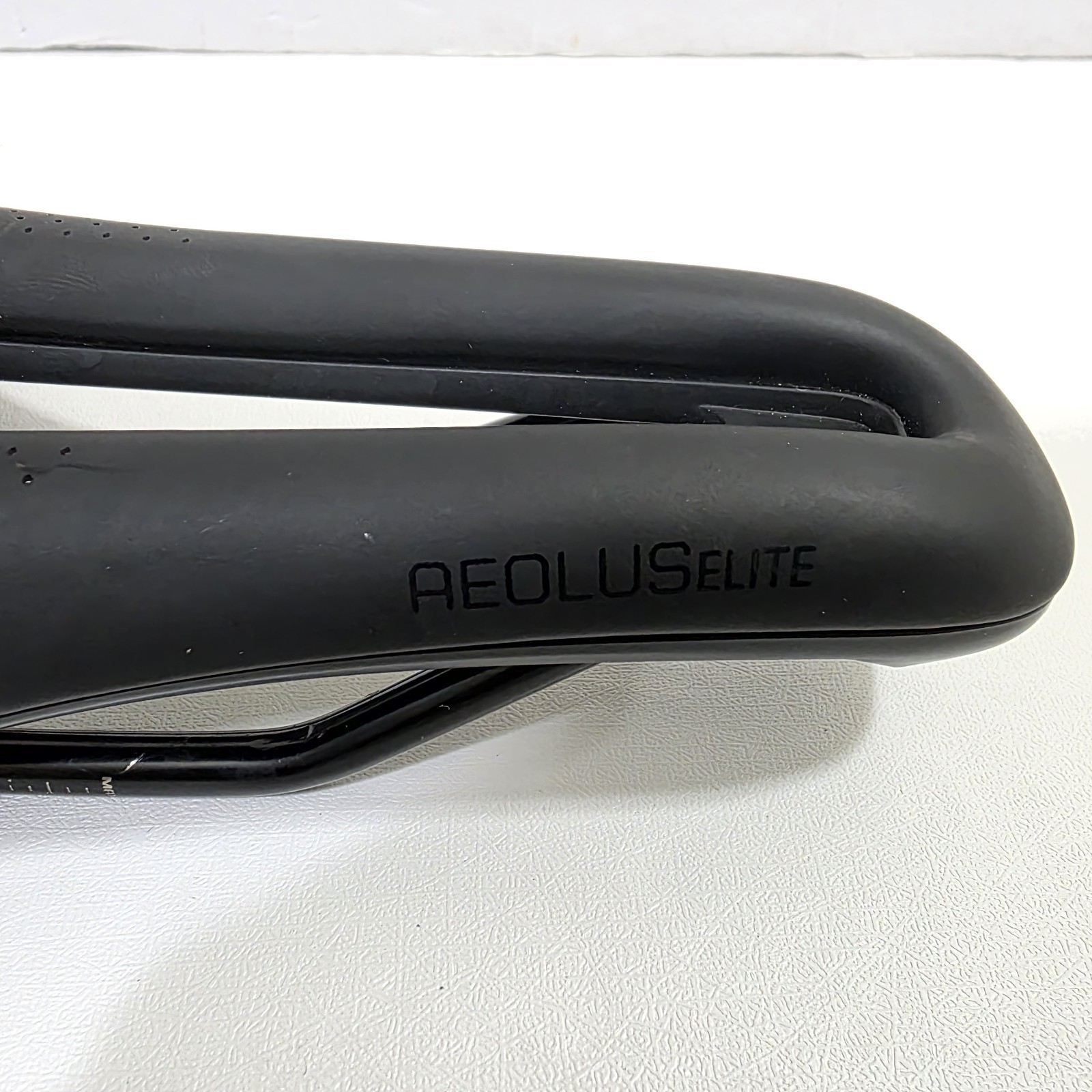 Bontrager Aeolus Elite Bike Saddle, 250mm x 155mm. Good Used Condition