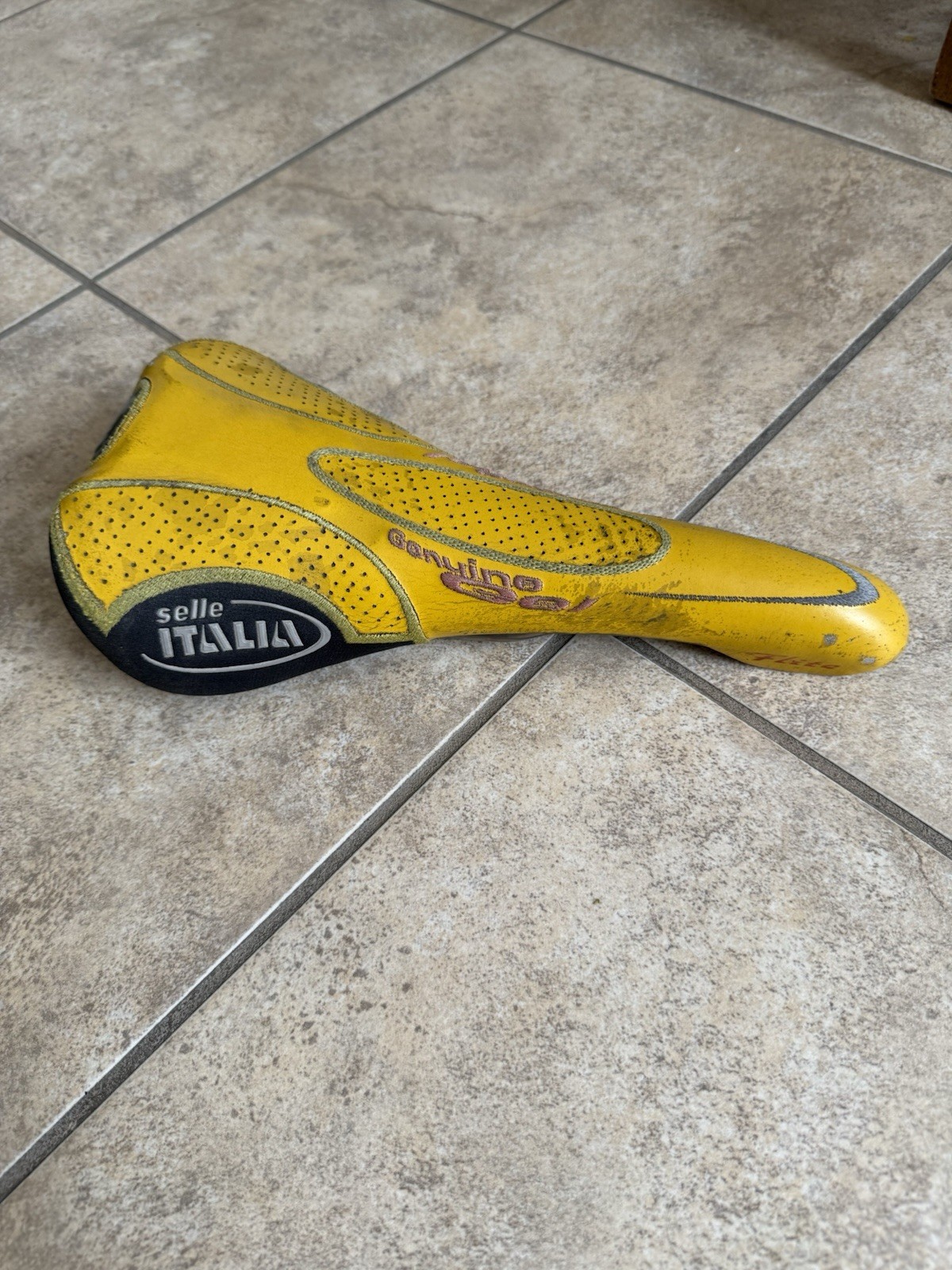 Selle Italia Flite Titanium Genuine Gel Road Cycling Bike Seat Yellow