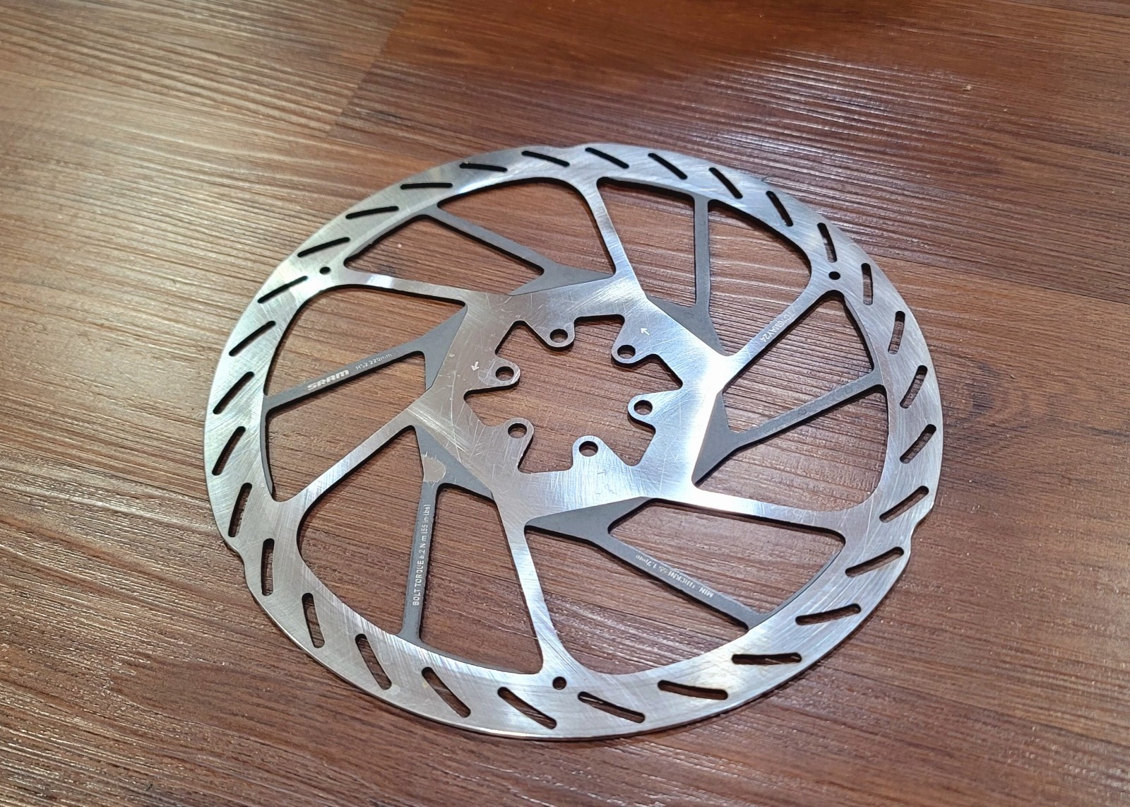 SRAM HS2-200 Disc Brake Rotor 200mm 6-Bolt Rounded SILVER/BLACK