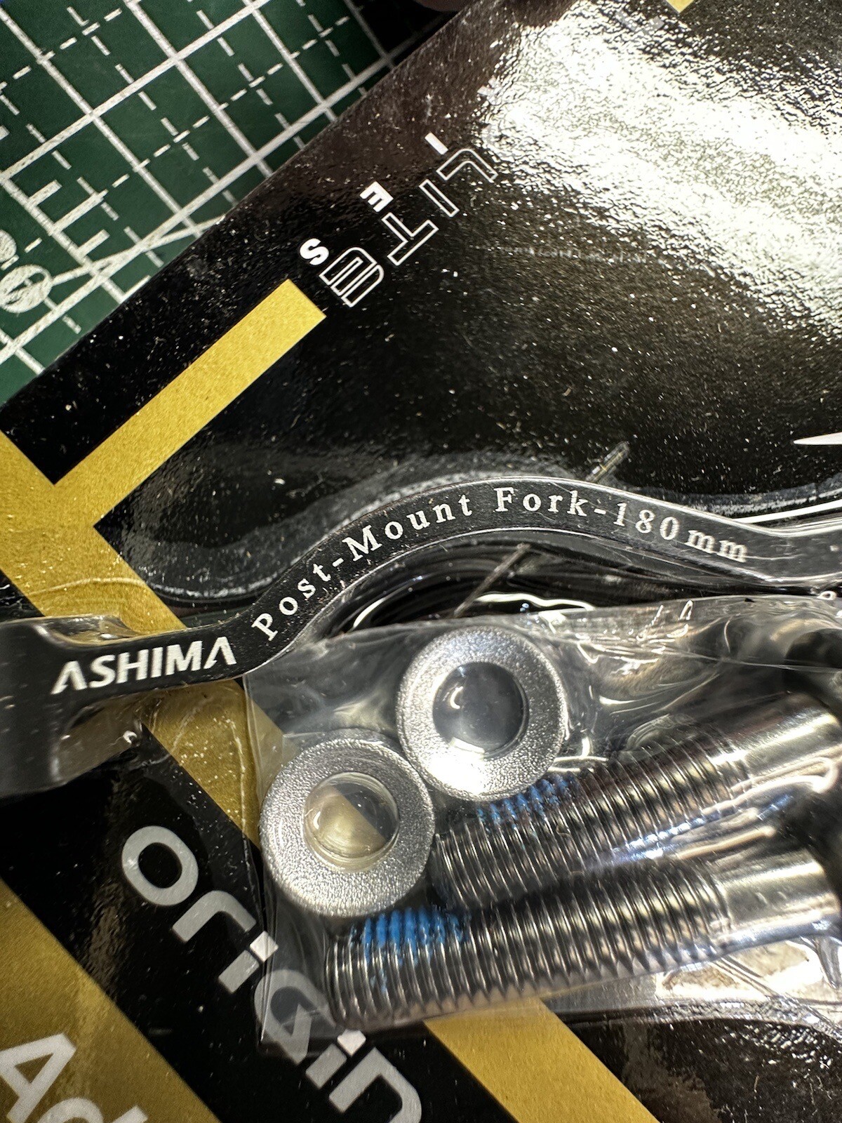 Origin8 TorqLite Ashima Post Mount Disc Adapter 160mm to 180mm FT/RR Post Mount