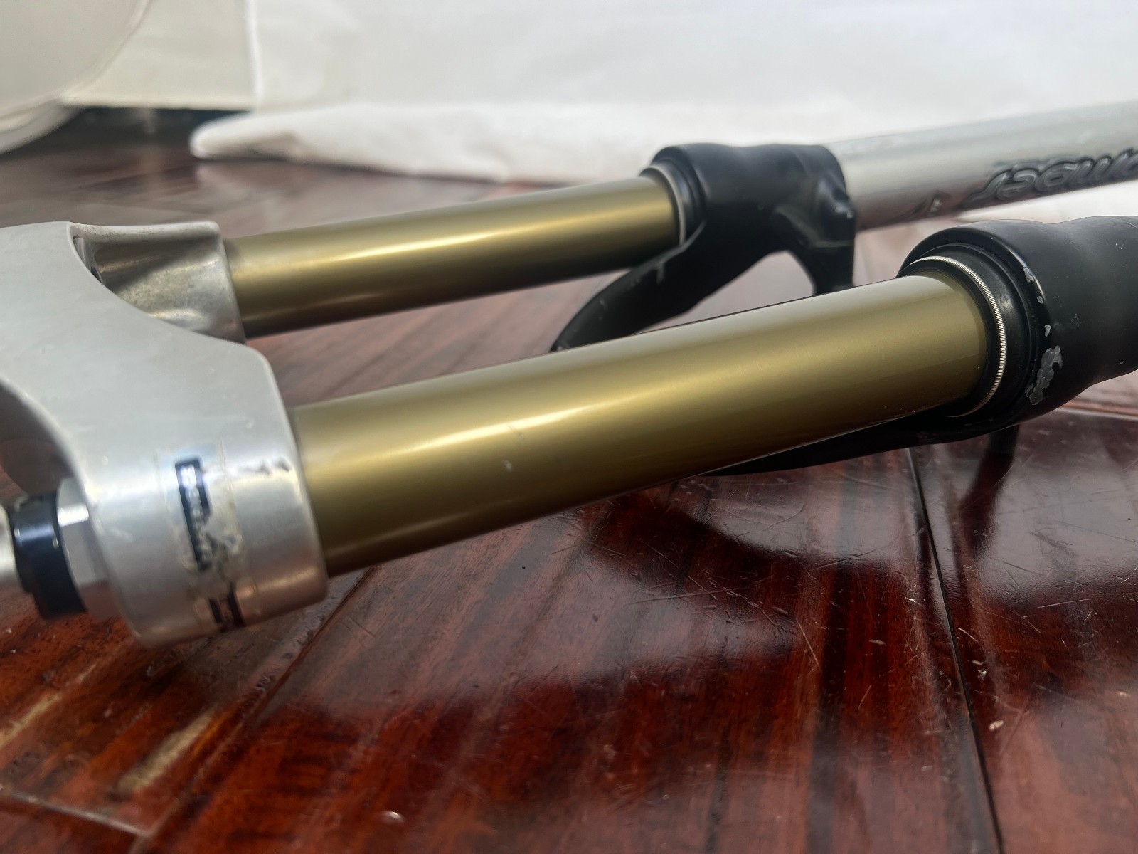 Marzocchi Bomber Z1 MCR Suspension Fork 8″ Steerer 1-1/8″ 26″ Canti Disc 2001