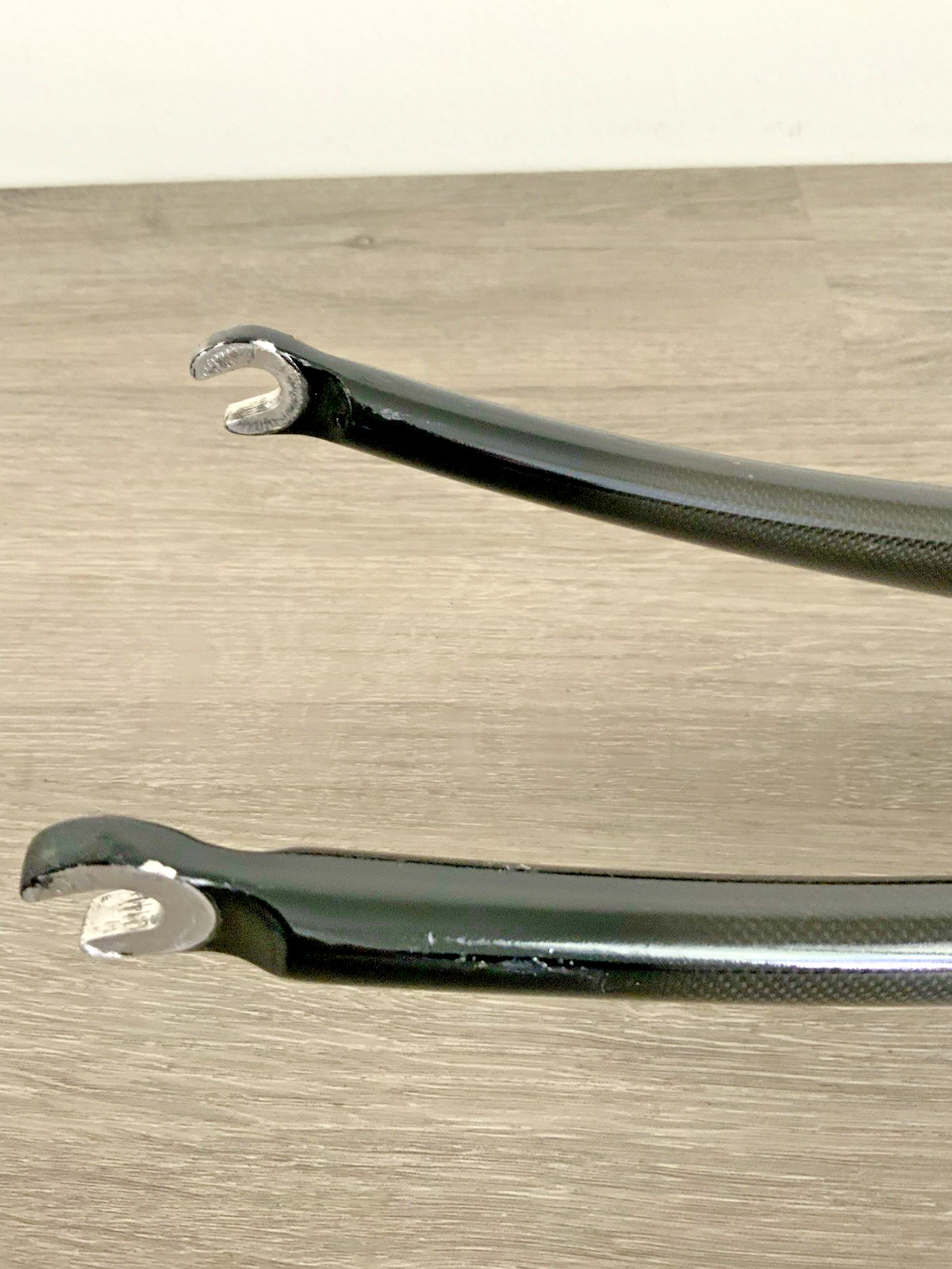 WEYLESS CARBON FORK 700C 1 1/8 INCH THREADLESS 622 GRAMS 218 MM STEERER TUBE