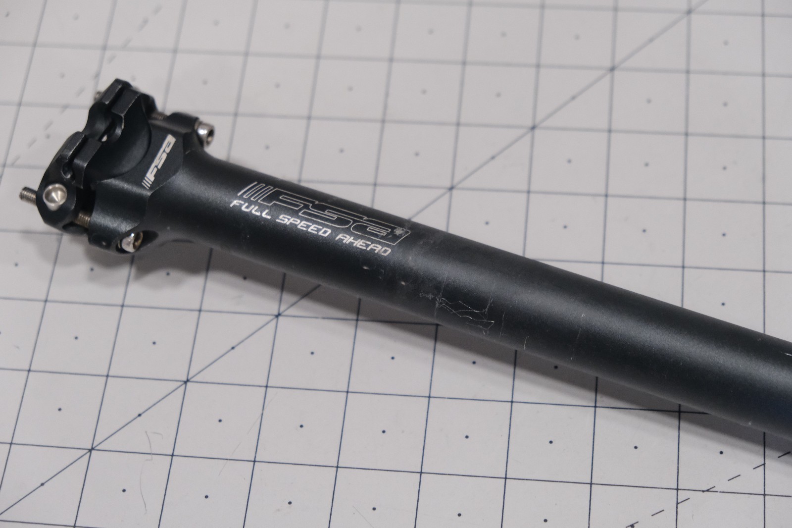 FSA FR270 Bike Seatpost 27.2x420mm Straight Road Mountain