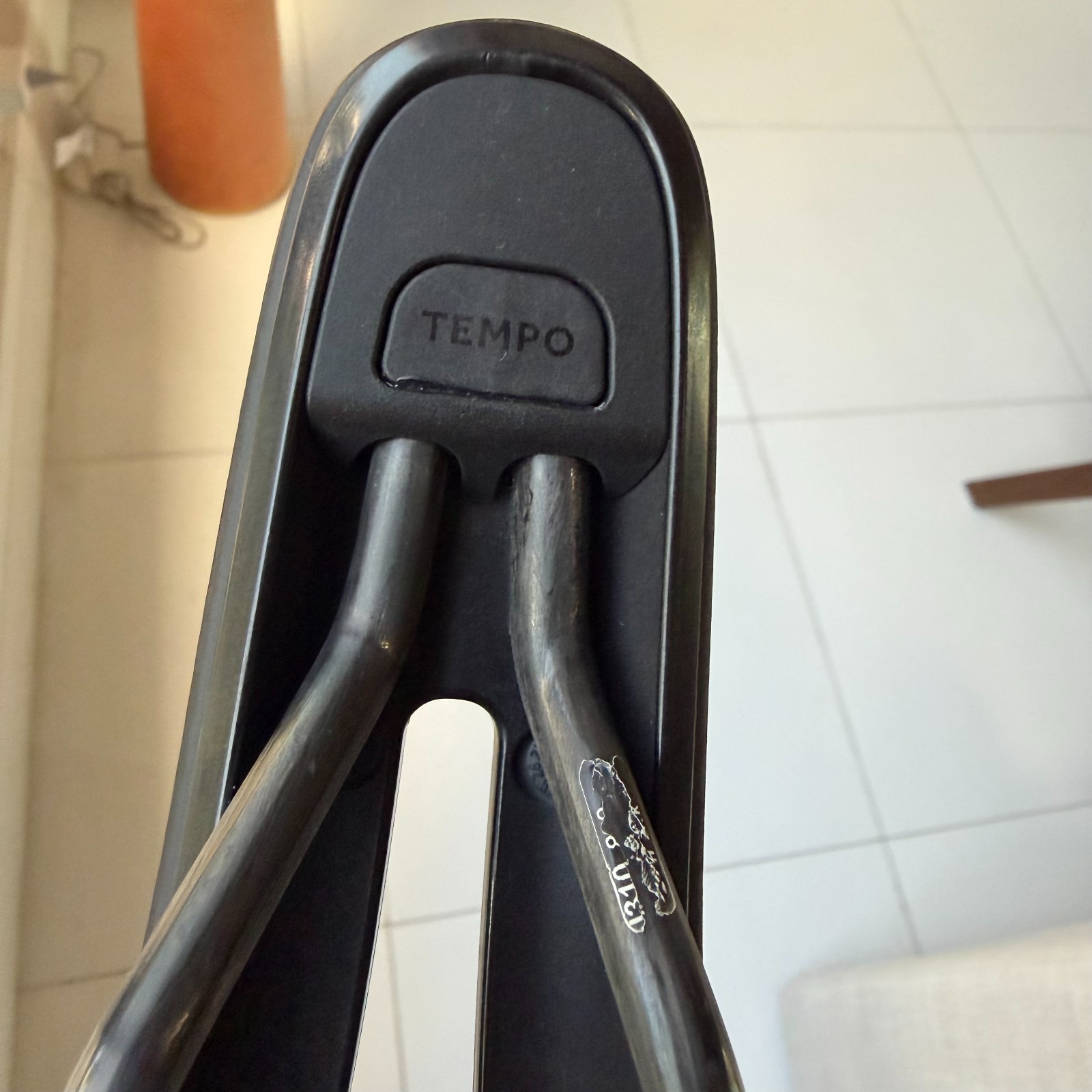 Fizik Tempo Aliante R1 Saddle – Carbon, 155mm, Black