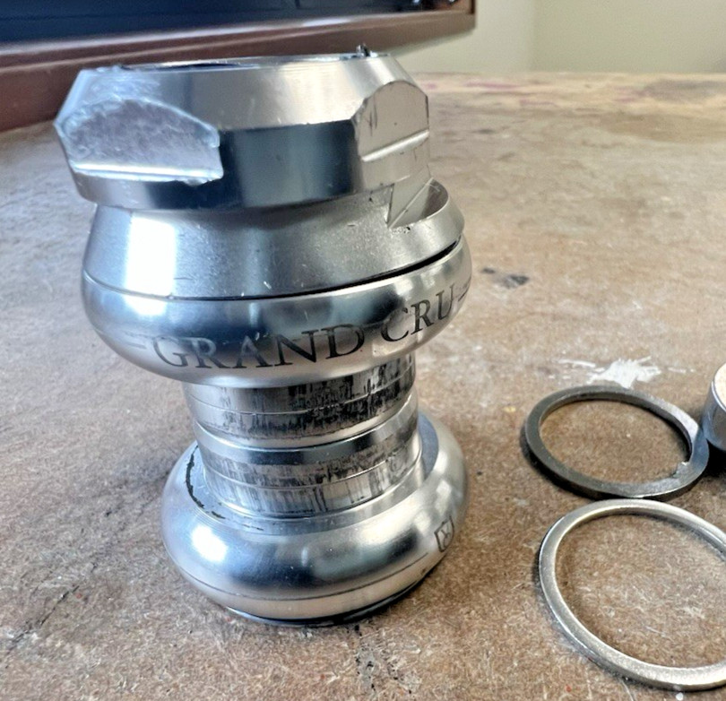 Velo Orange Grand Cru 1″ Headset Sealed Bearing Silver *Needs Crown Race