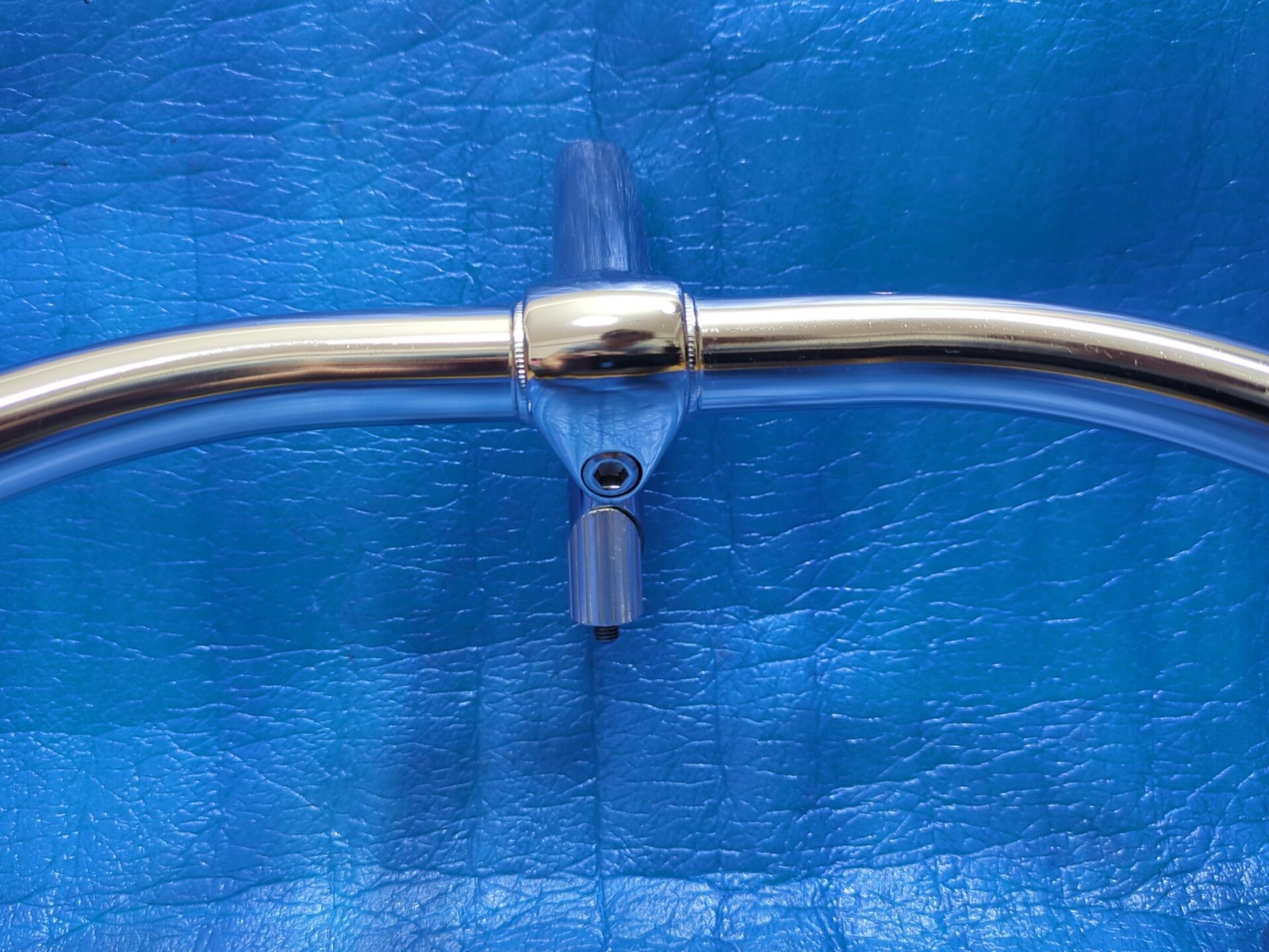 Nitto B123 CrMo 370mm NJS Handlebar + Nitto Jaguar 95mm 65 Degree Steel Stem