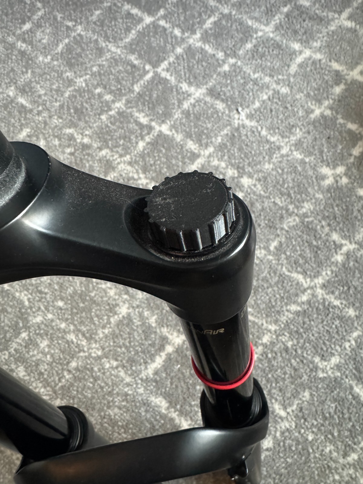 ROCKSHOX YARI 29 170mm boost