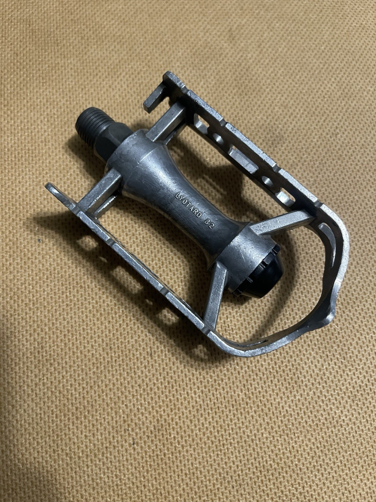 Vintage Lyotard 82 Left Pedal 9/16”