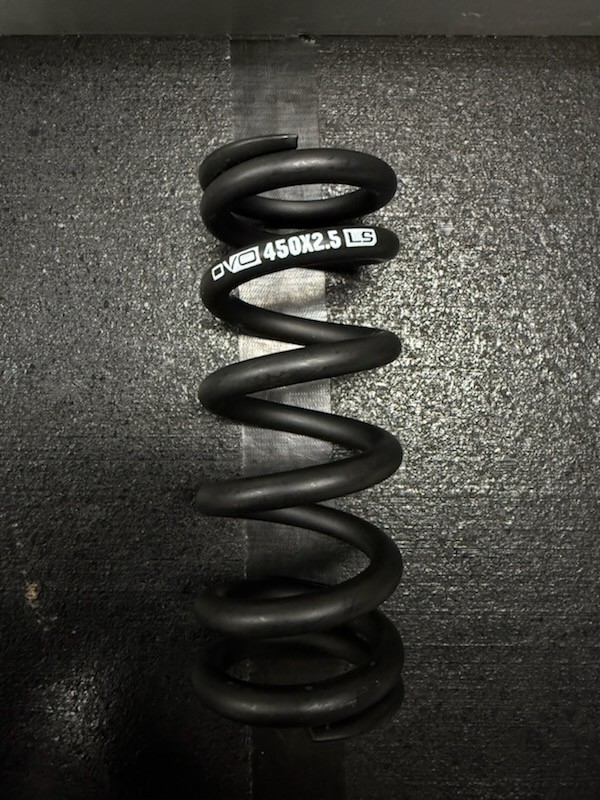 NEW DVO LS Coil Spring, 2.5″ x 450, 500, & 550