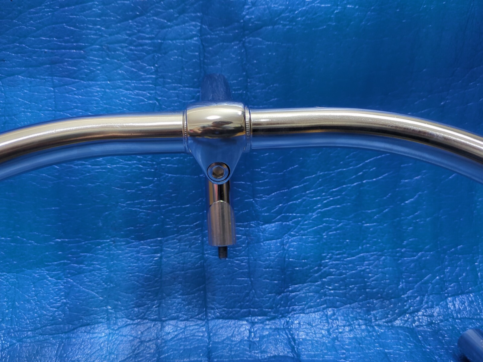 Nitto B123 CrMo 370mm NJS Handlebar + Nitto Jaguar 100mm 65 Degree Steel Stem