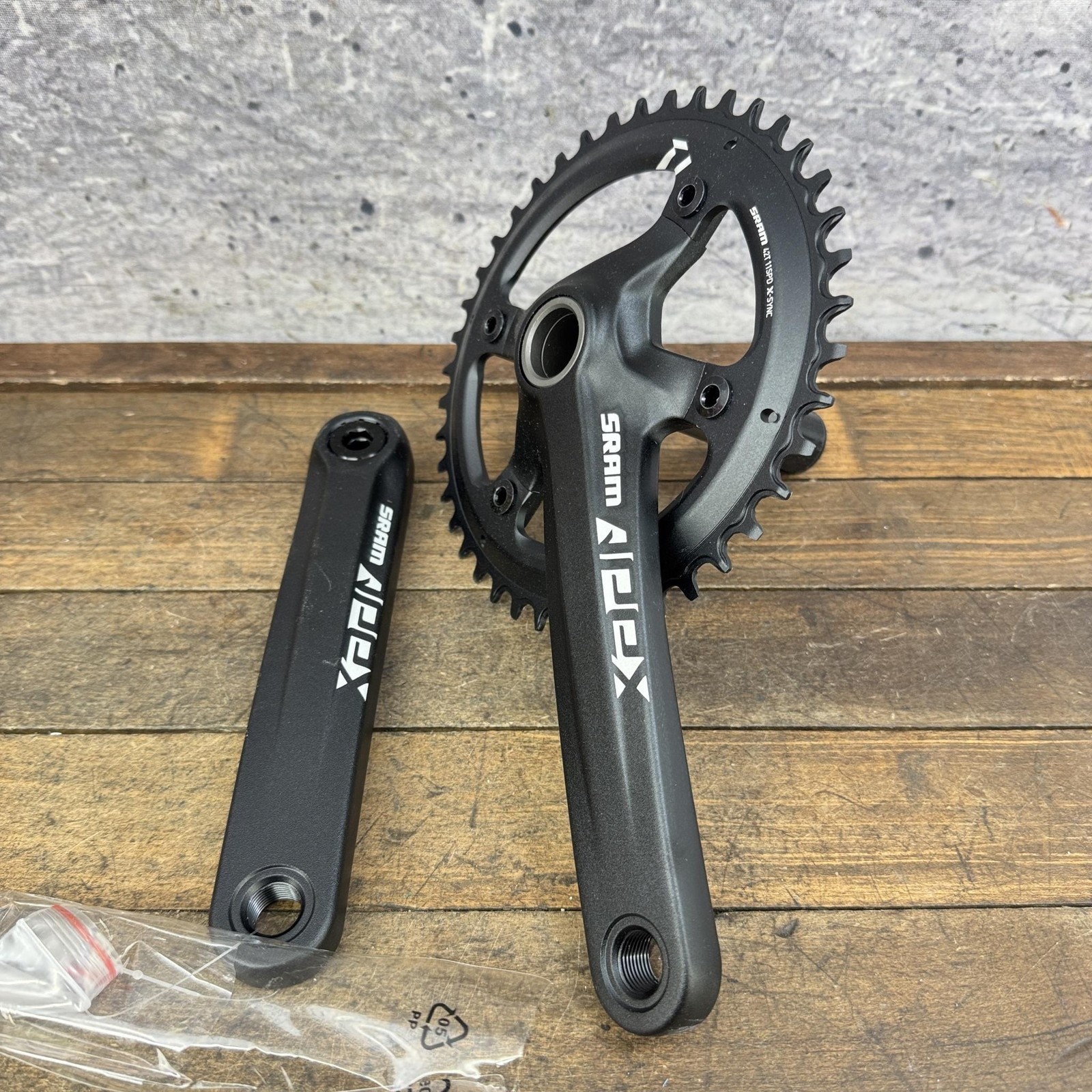 SRAM Apex 1 GXP Crank Set 175 Mm 42T X-SYNC 11spd Road Gravel Cyclocross Bike