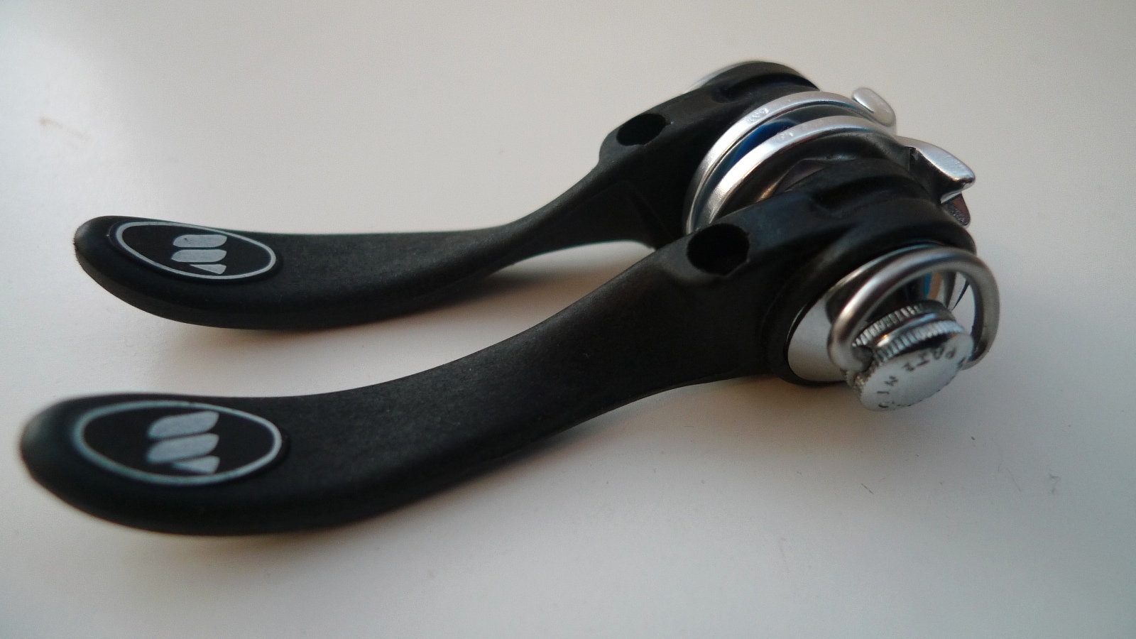 Vintage NOS Modolo Kronos Spoon Shaped AERO Downtube Shifters 4 Vintage Ride B