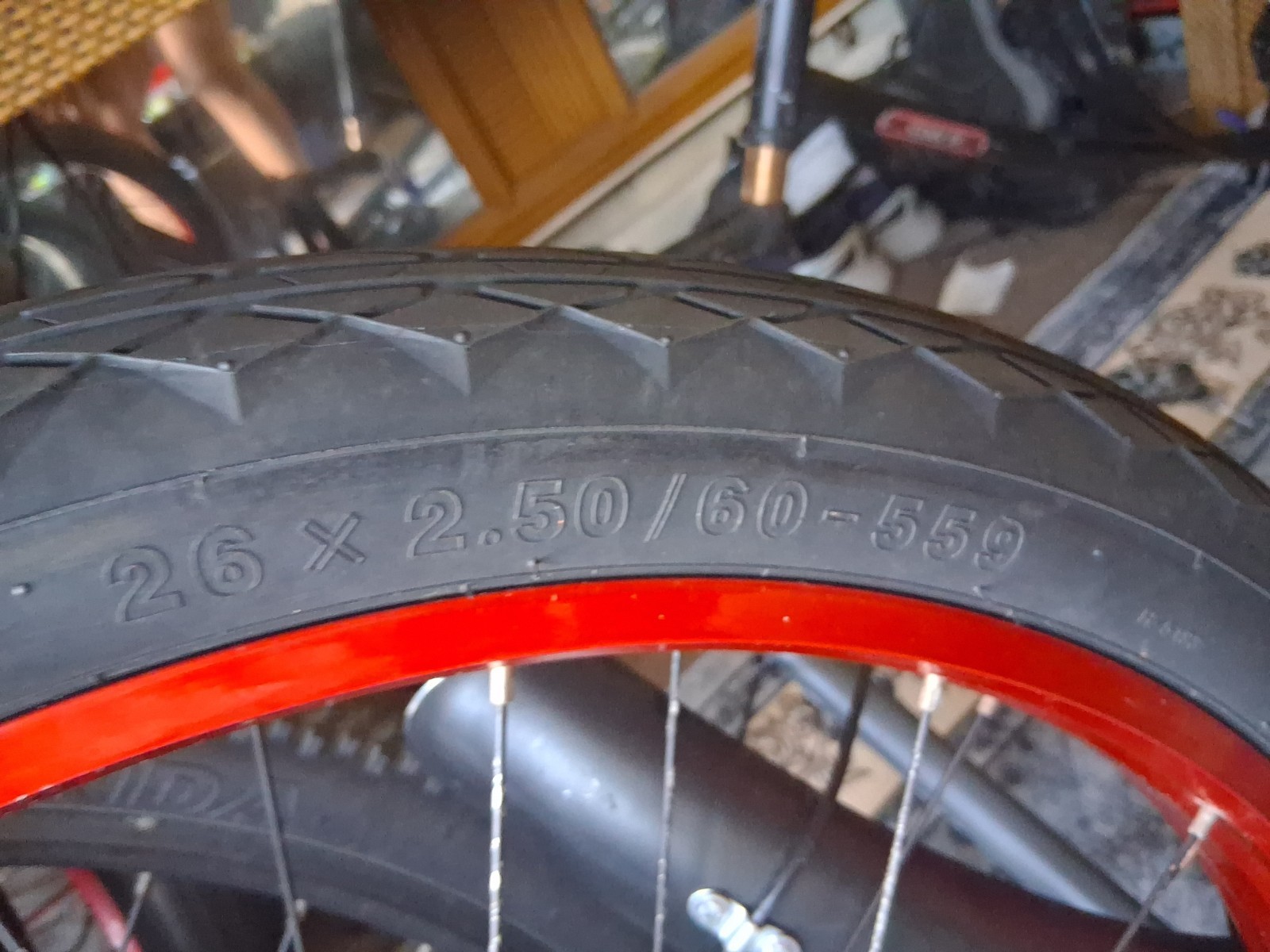 26″ X 3.0 75MM REAR FAT TIRE ALUMINUM RIM CRUISER BRAKE WITH 2.50 62/559 TIRE