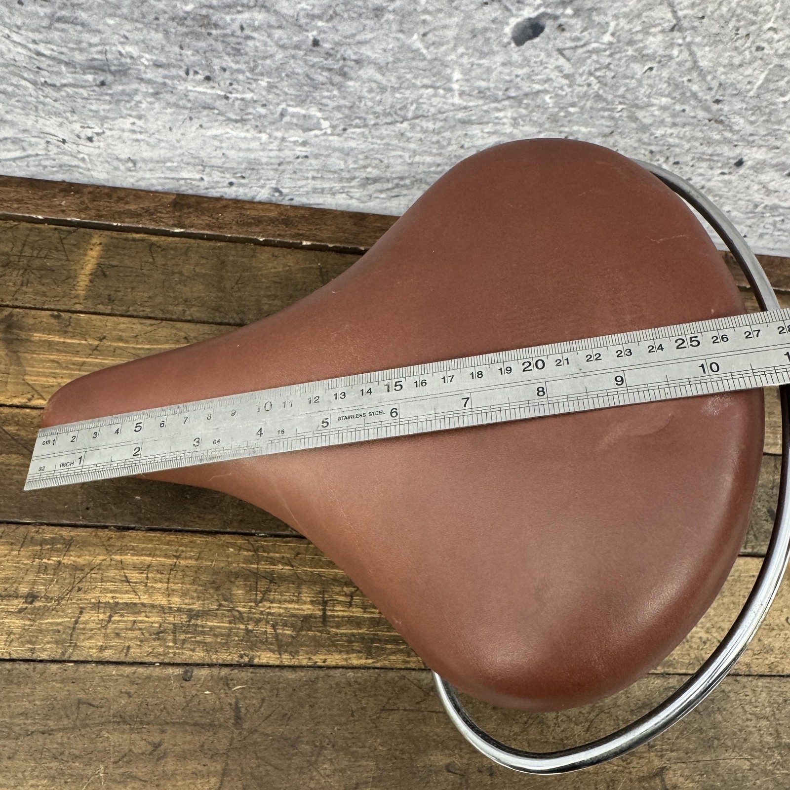 Vintage Persons Bicycle Saddle Seat Brown Genuine Leather 90s 99 Cruiser Spring