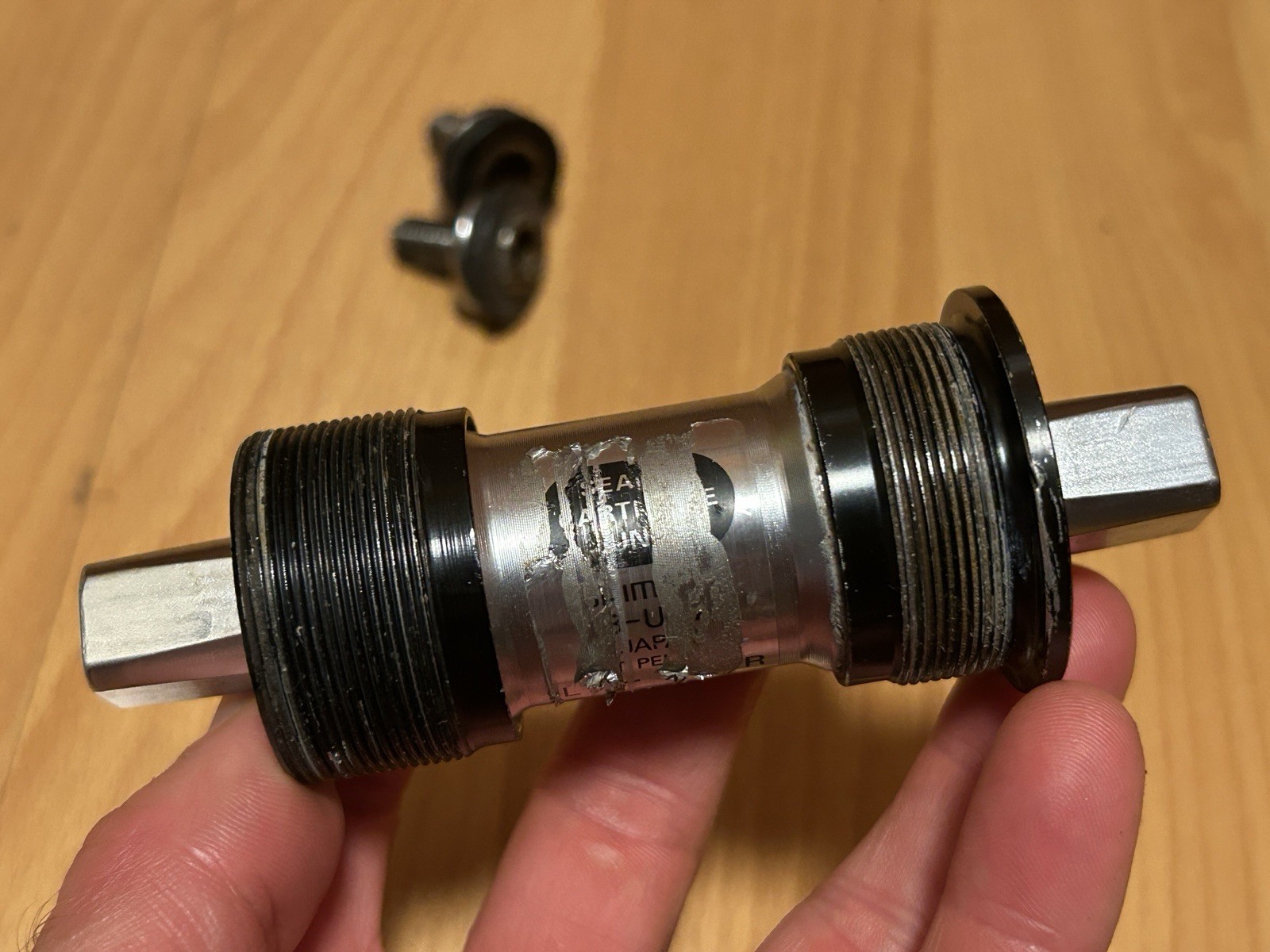 Vintage Shimano XT BB-UN72 Bottom Bracket Square Taped 68 x 108 English BSA