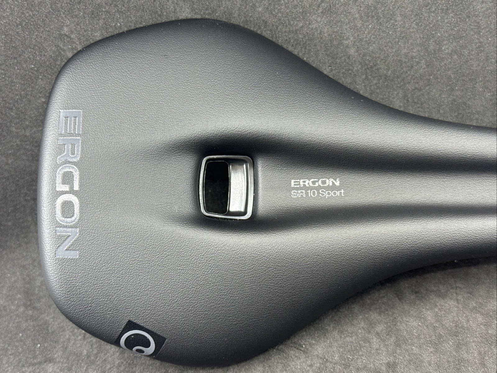 ERGON SR 10 Sport Stealth Road Saddle CroMo Rail Black 270mm x 140mm MSRP $99