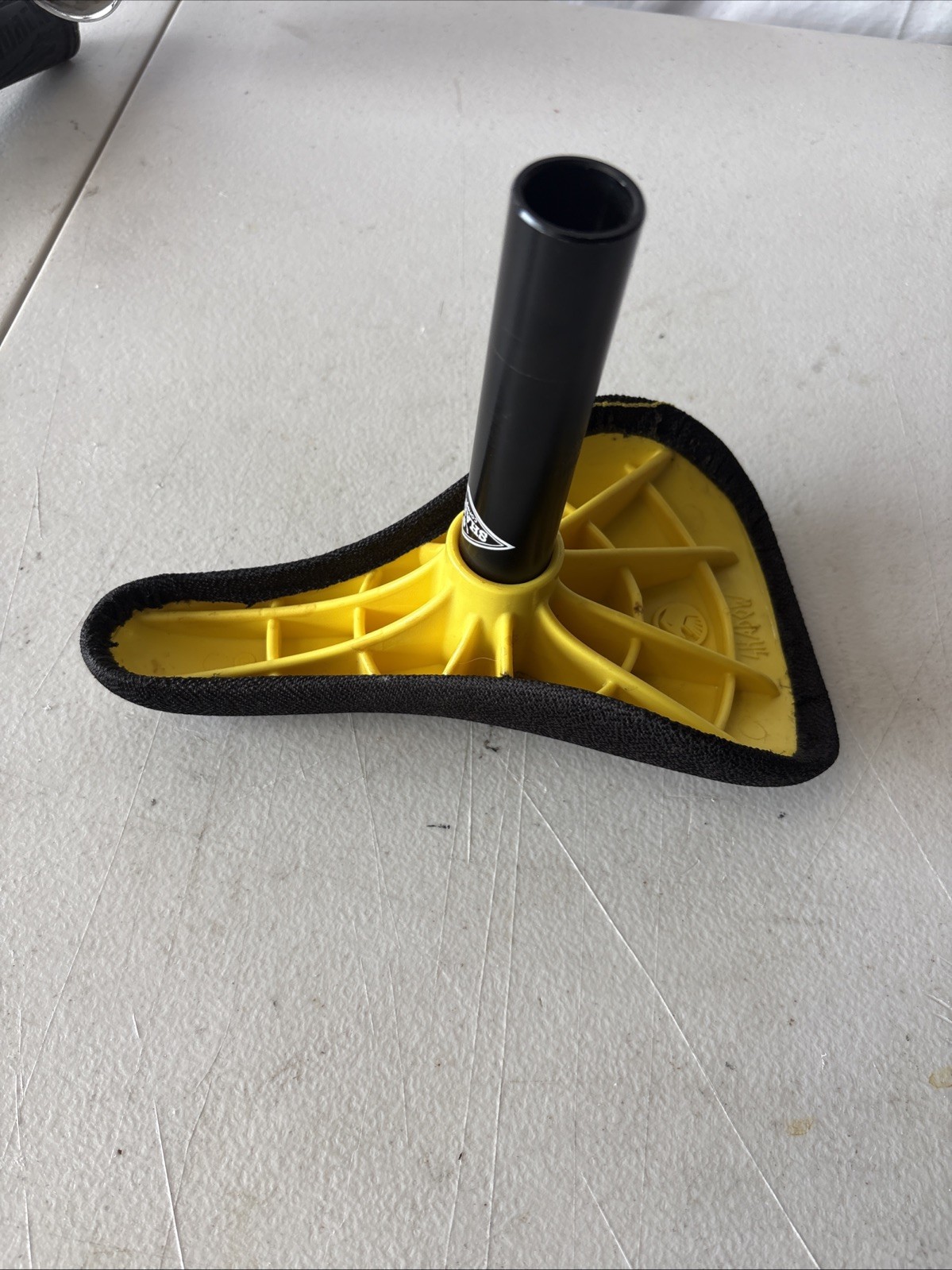 Shadow Conspiracy Bmx Seat Integrated Post Yellow Discontinued 25.4 New Takeoff