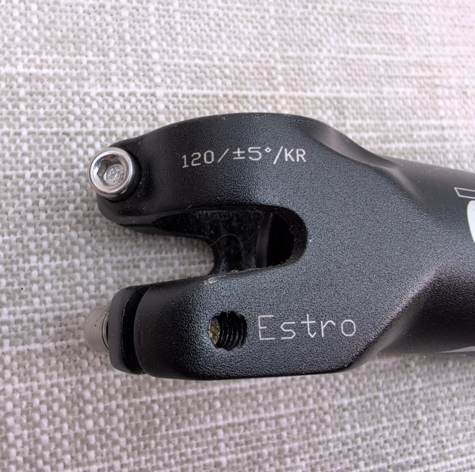 Control Tech Estro Stem 110 mm 5 Degrees Reversible + or – 1-1/8 – 31.8