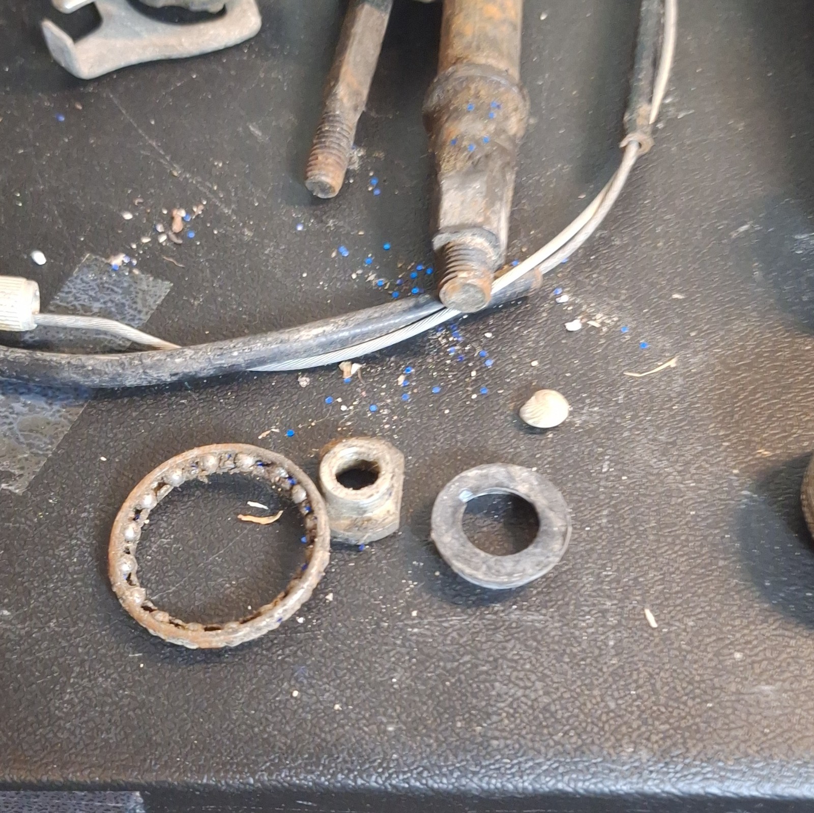 Vintage Giant Bicycle Parts Lot – Great for Restoration or Project