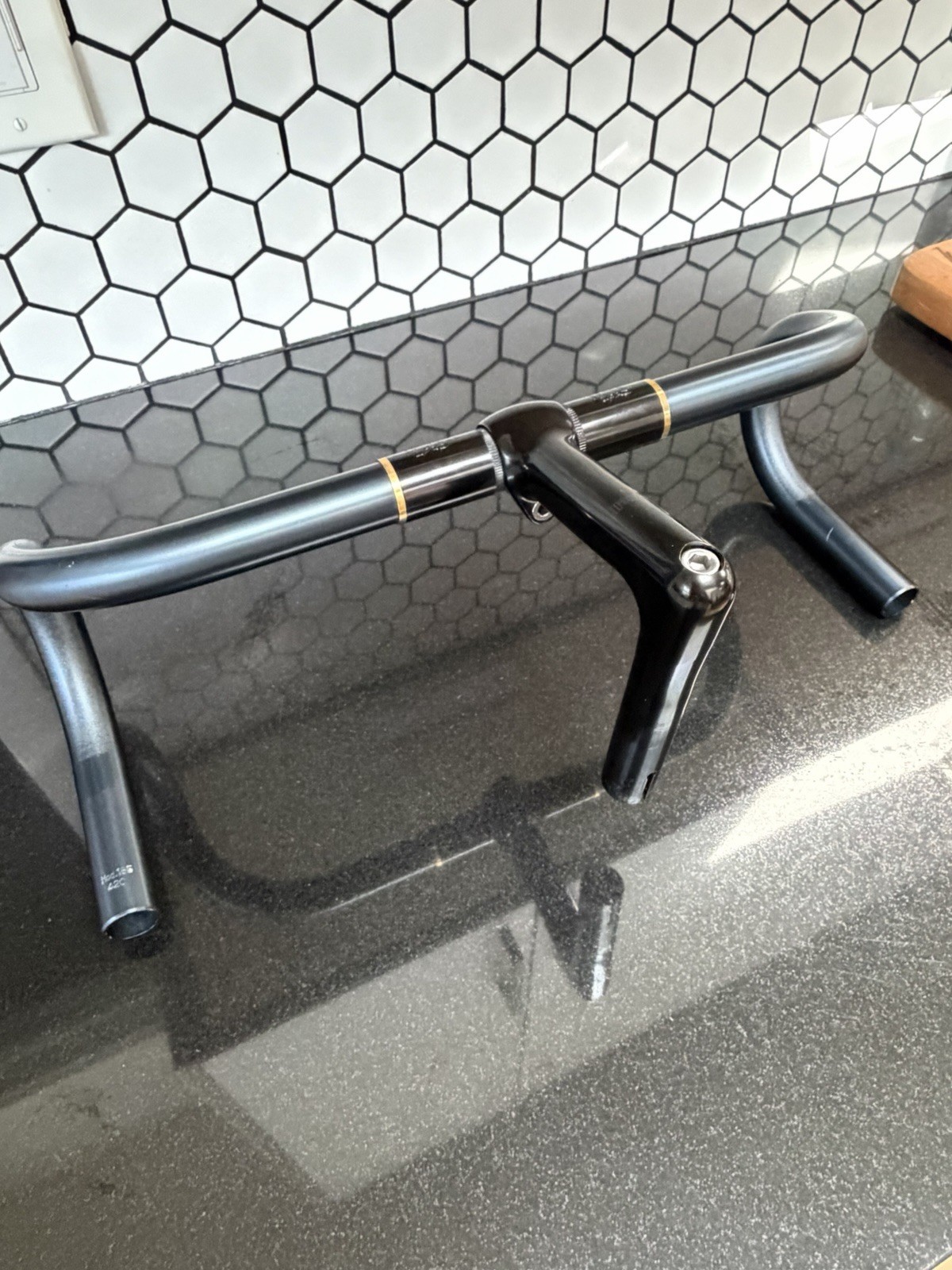 Nitto “Black magic” 42mm drop Bar