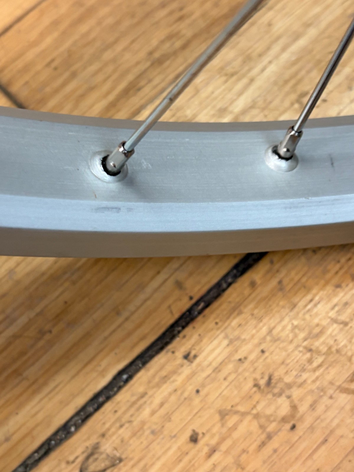 Vintage Redline 24″ Rear Wheel 110m Flip Flop Hub M30x1 & 1.37x24tpi