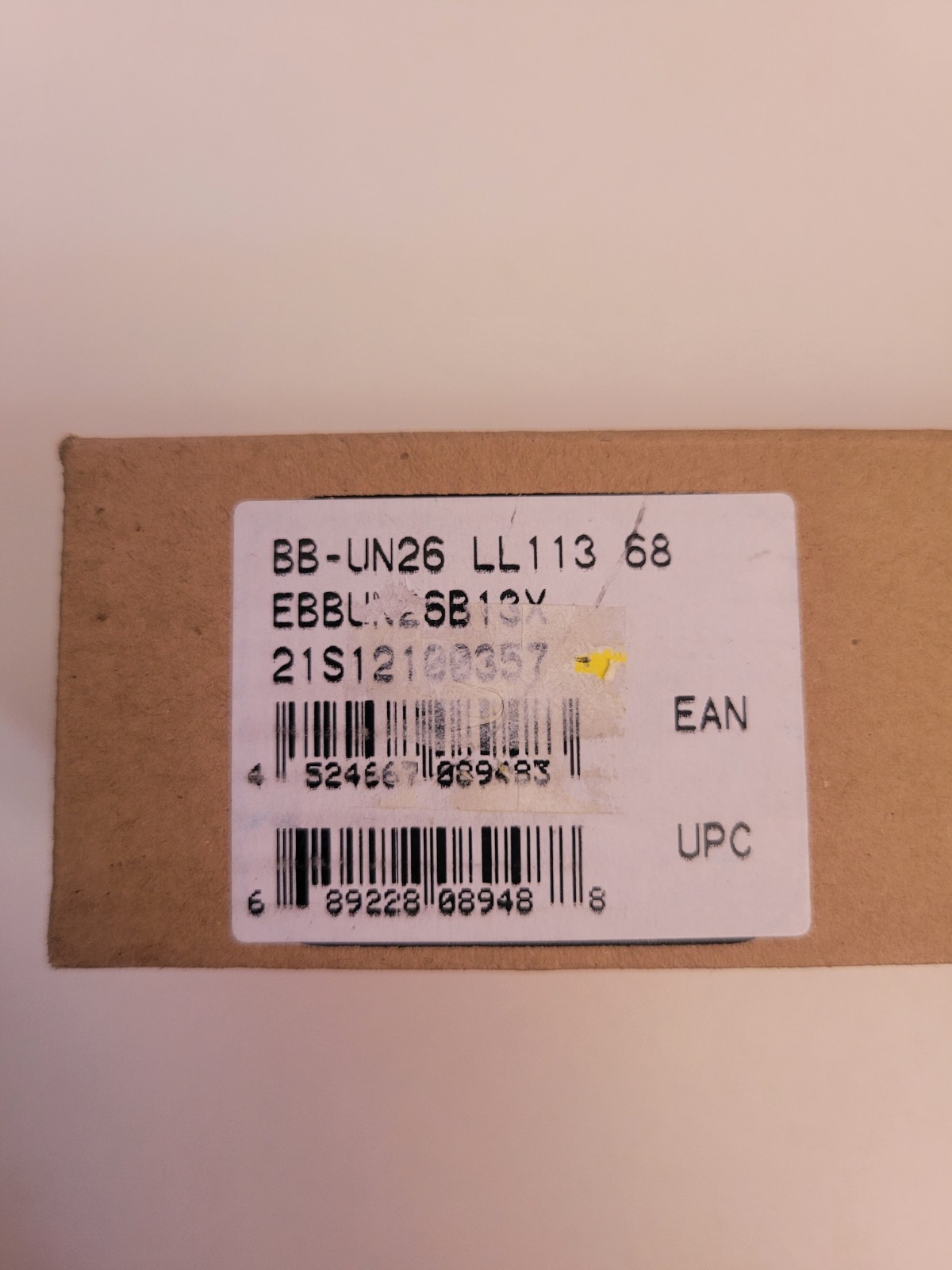 NOS Shimano BB-UN26 Bottom Bracket 68x113mm Square Taper English/BSA