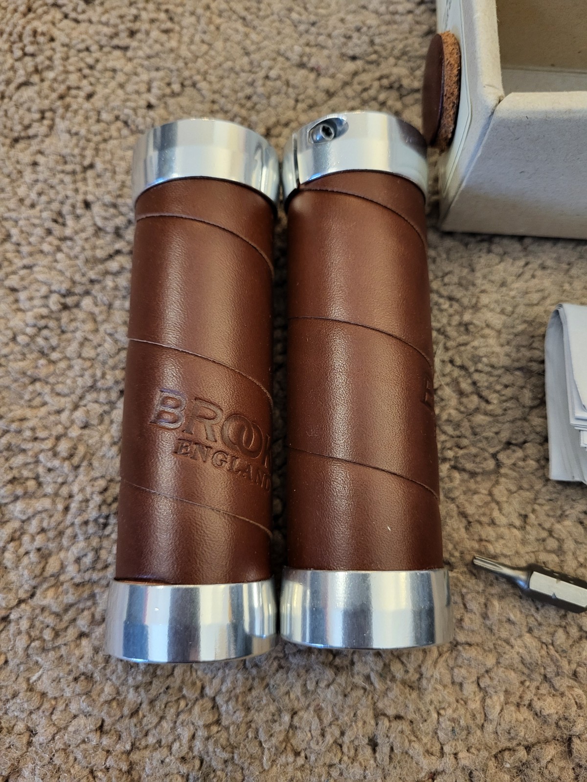 Brooks Slender Leather Bicycle Grips Brown Both Sized 100 mm