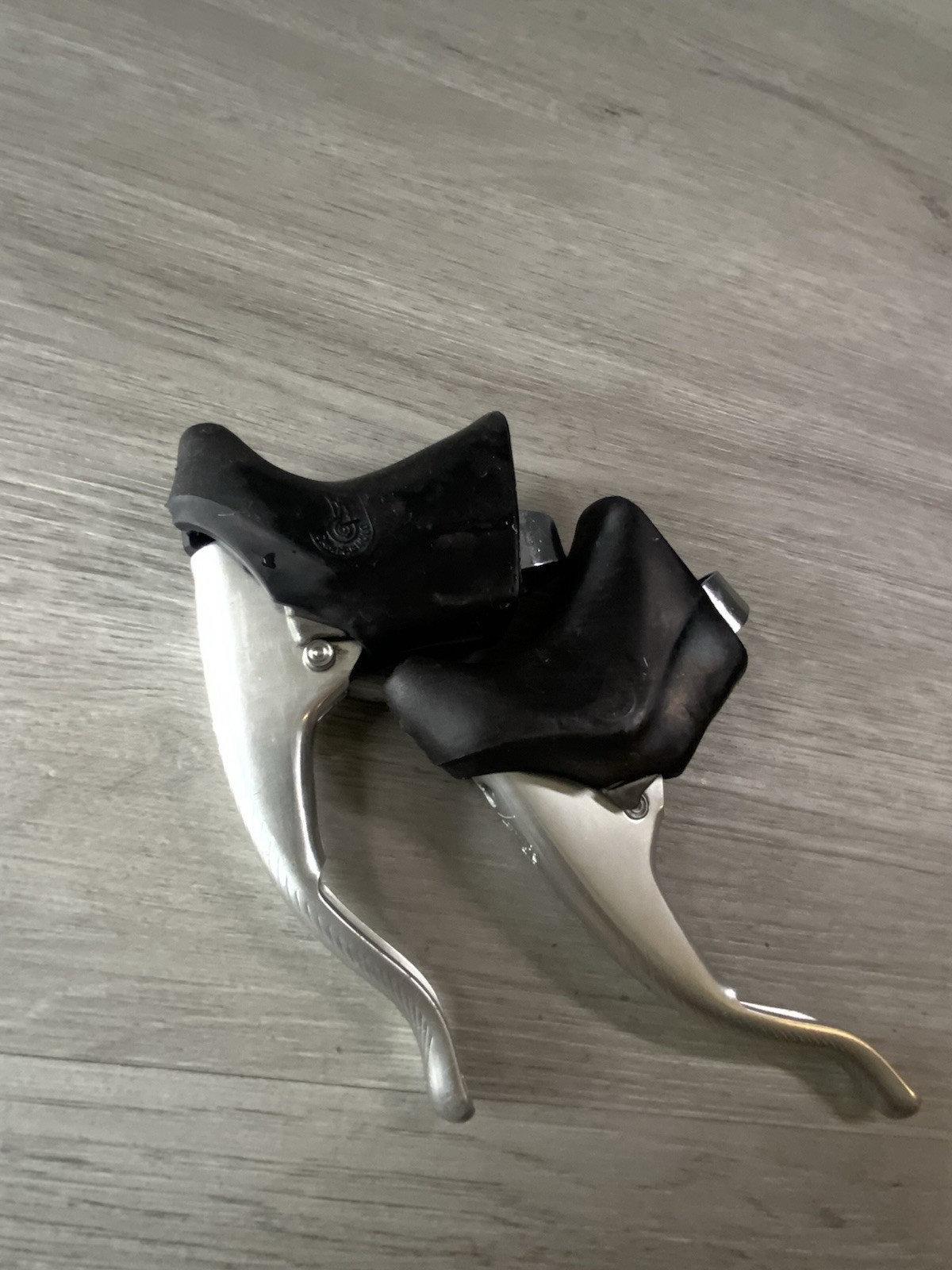 CAMPAGNOLO CHORUS BRAKE LEVERS AERO OR NON AERO