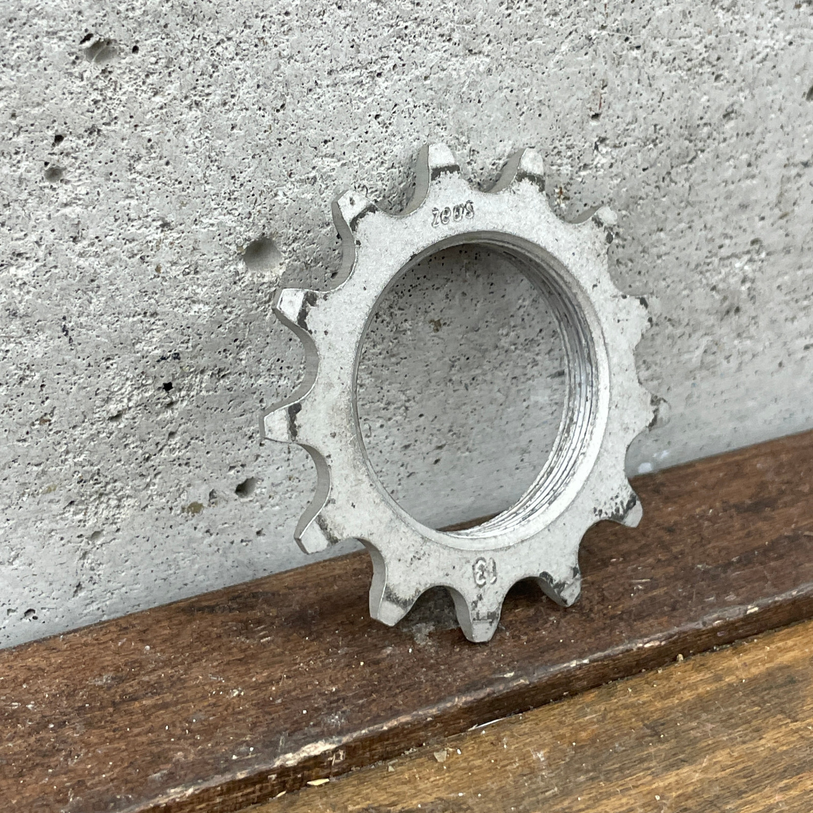 Vintage Track Cog Zeus 13 Tooth Aluminum Alloy Cog English Threaded Fixie 80s