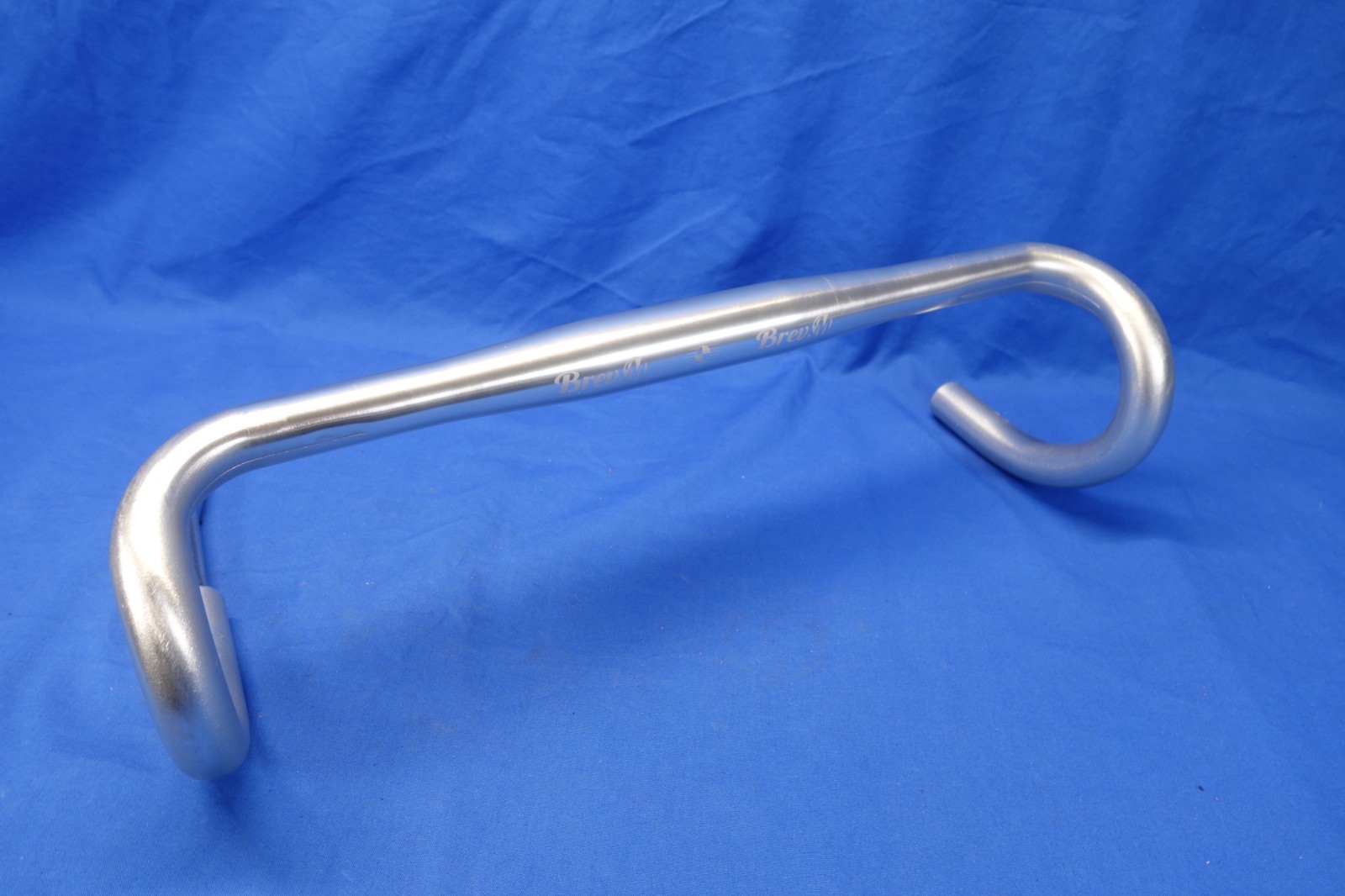 Kalloy Brev.M Aluminum Road Bike Handlebar 42cm Width 31.8mm Clamp HB-CR21