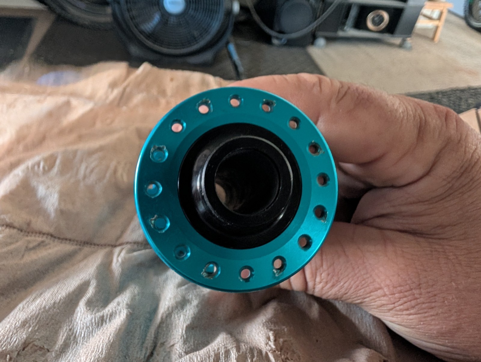 Industry Nine Hydra Classic 15 X 110 Boost, 6-Bolt Disc 32 H Front Hub: Turquois