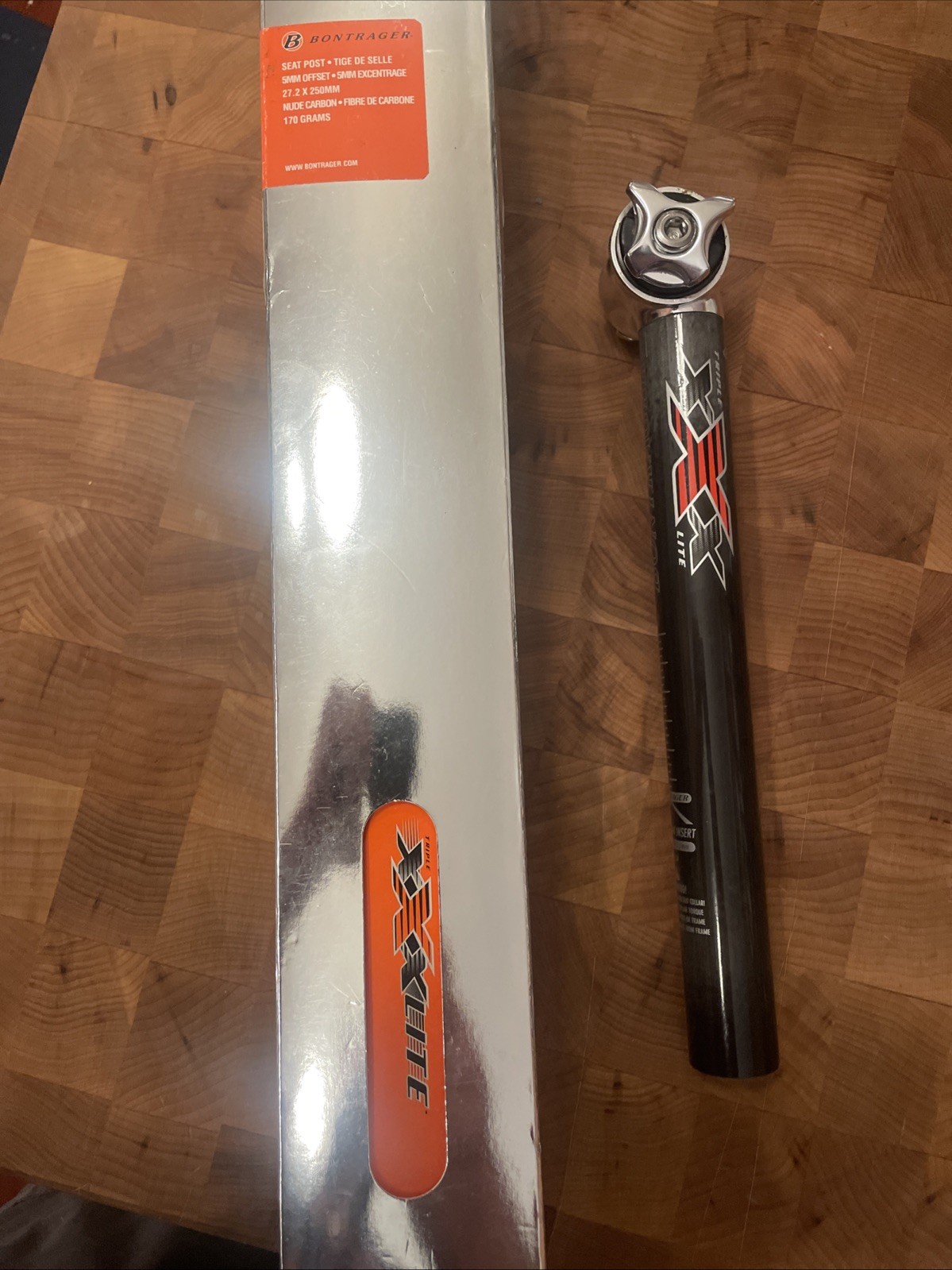 Vintage NOS BONTRAGER XXX Lite Carbon OCLV Seatpost 27.2mm x 5º x 250mm. (FSW)