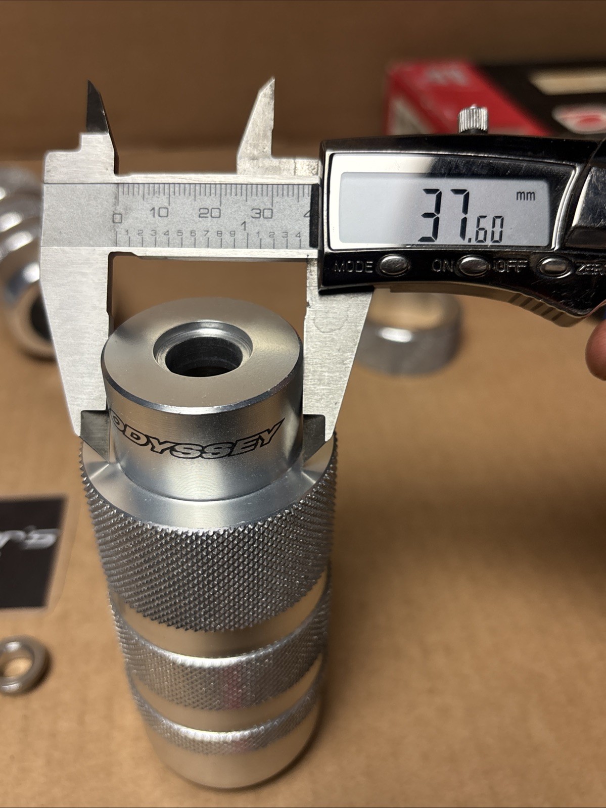 NOS Odyssey Strong Island 3/8|14mm Oversized Alloy BMX Pegs Fit: GT Pac-Man Dyno