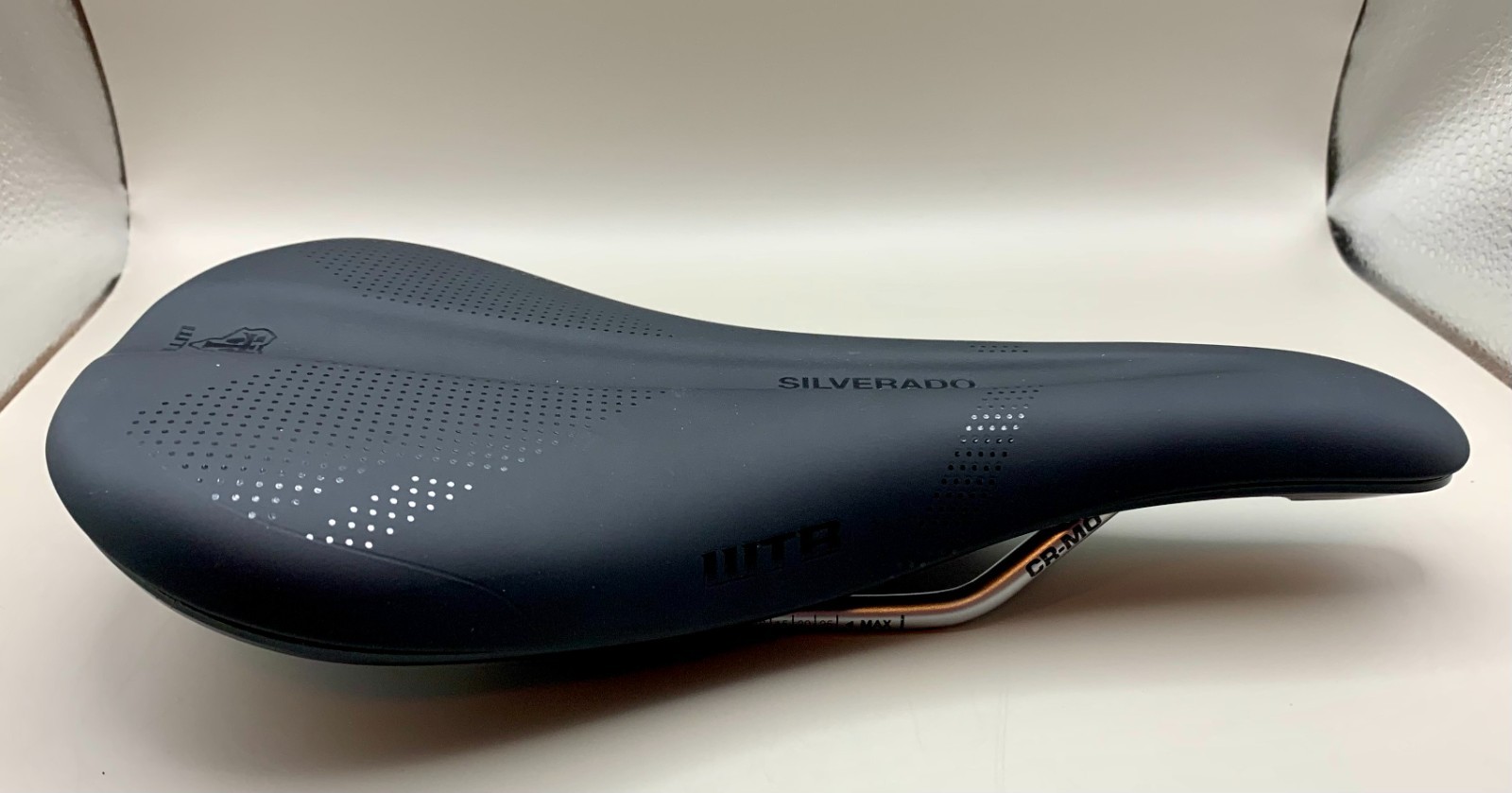 WTB Silverado Fusion CrMo 142 Bike Saddle New Take-Off