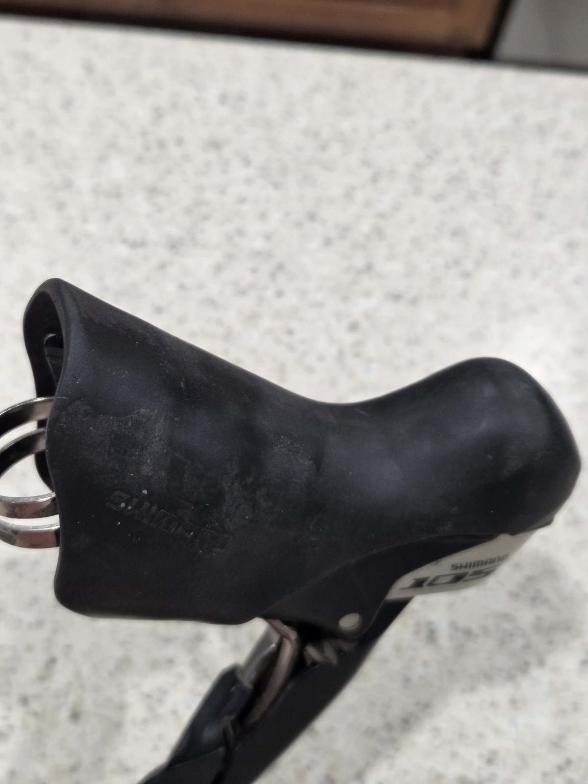 Shimano 105 5700 ST-5700 RIGHT/REAR 10 Speed STI Shifter, Black