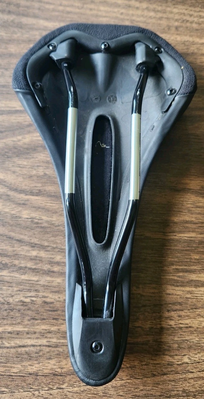 Diamondback Black Green Bicycle Saddle Seat 2017 OEM