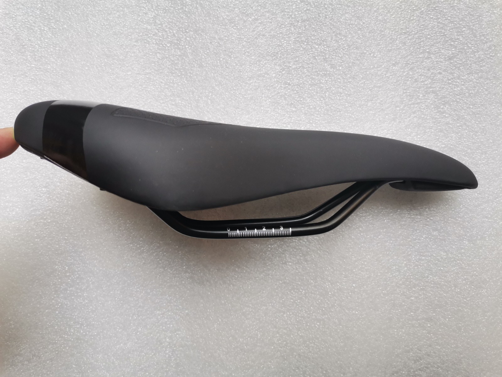 GIANT COMFORT GROOVE SADDLE SEAT MTB CITY TOURING BLACK-GREEN BY SELLE ROYAL