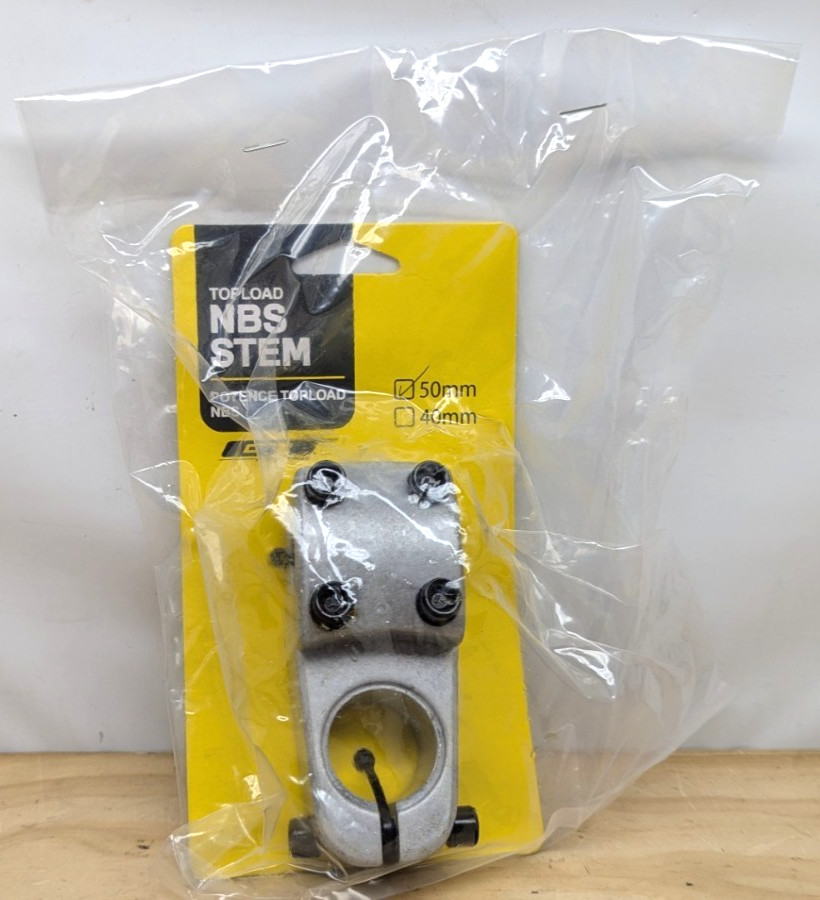 GT NBS Top Load 1-1/8 inch silver Threadless 4 bolt Stem