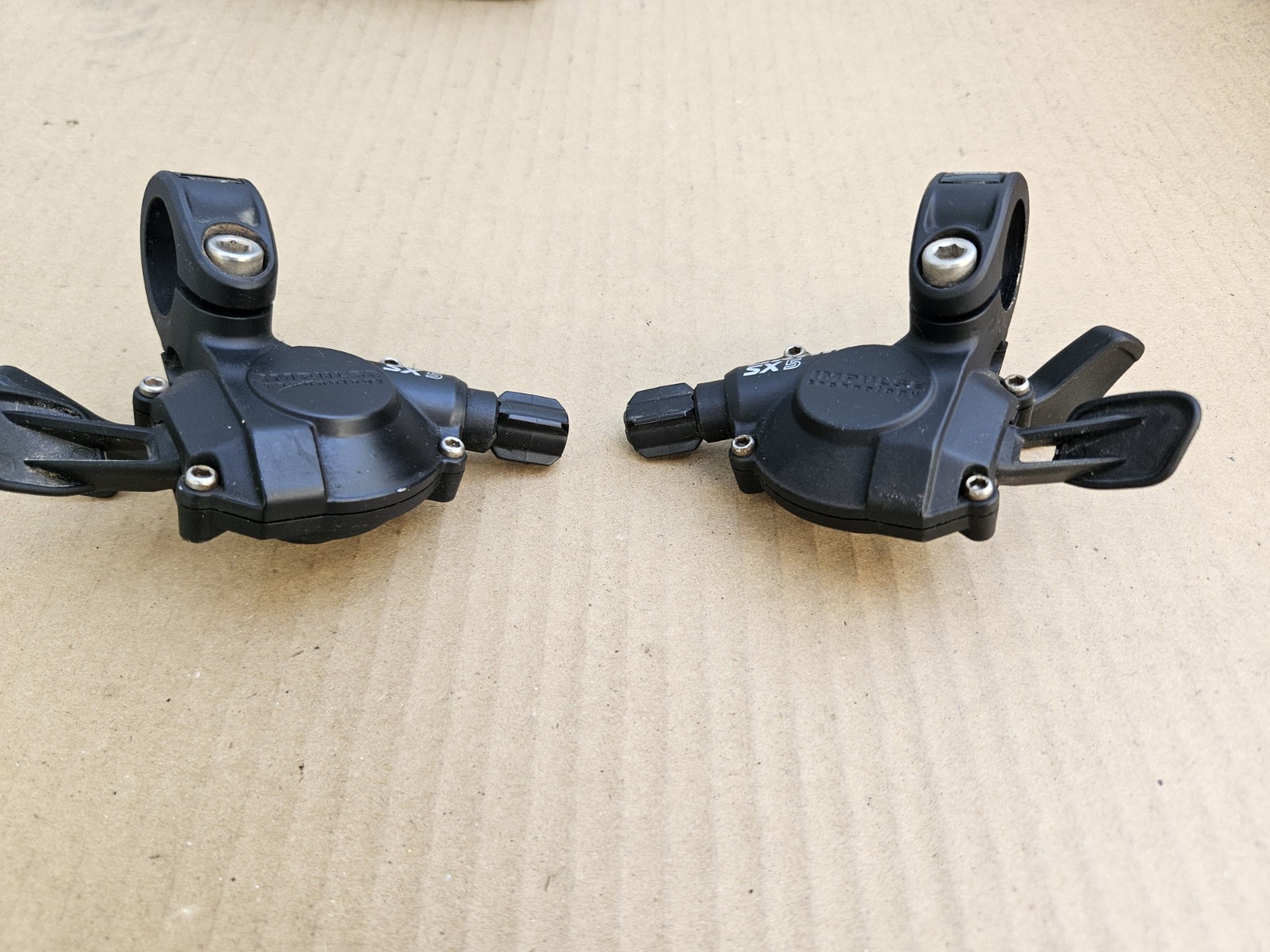 SRAM SX5 Mountain Bike Trigger Shifters 9 Speed Black Left + Right Set 3×9