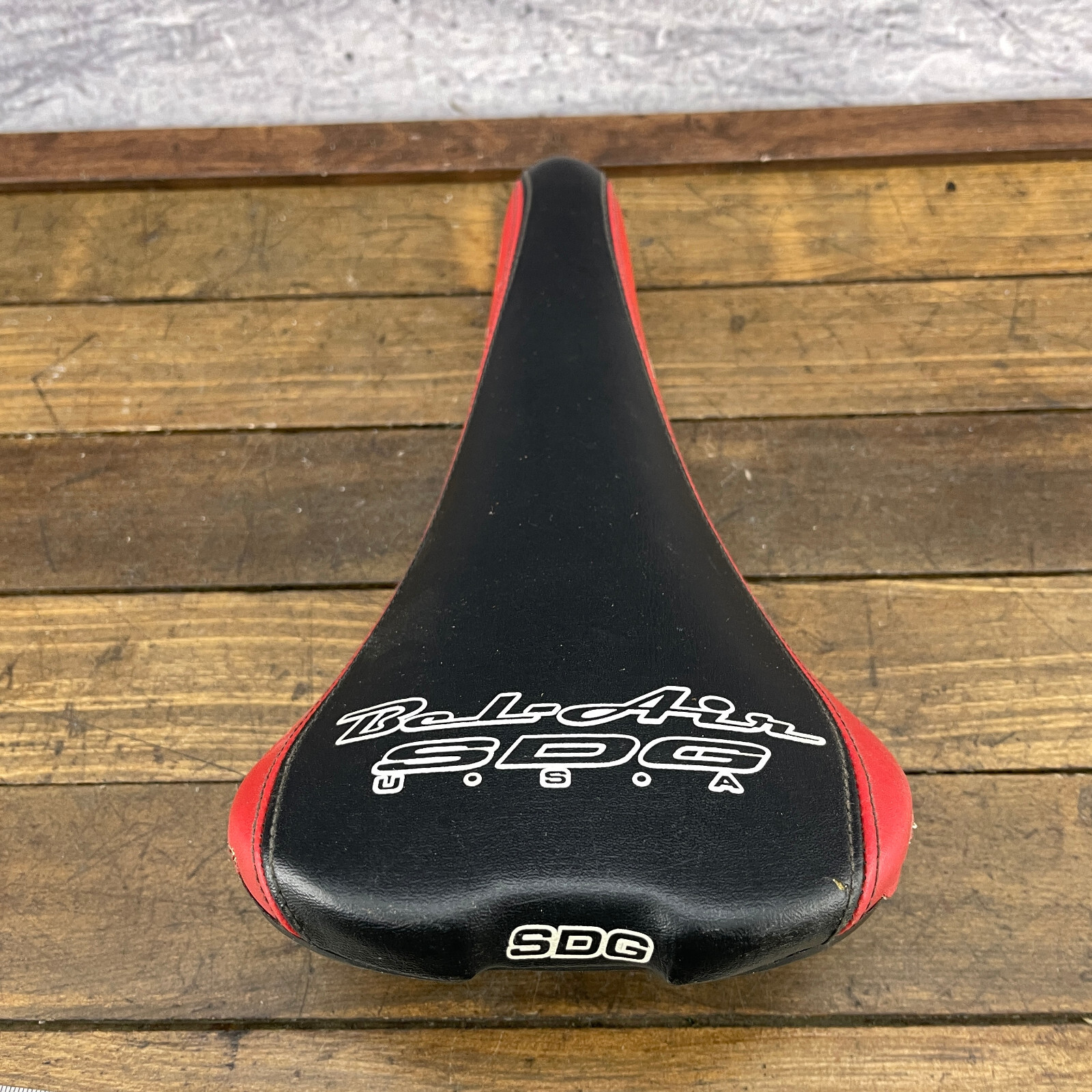 Vintage SDG Seat Bel Air Red Black BMX Speed Defies Gravity MTB Mountain Cuts A4