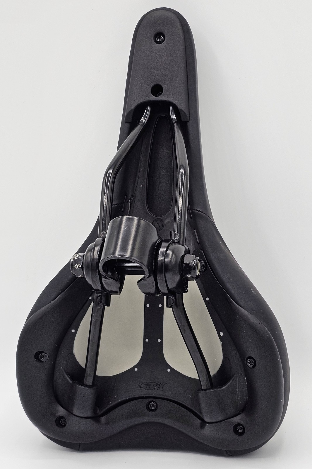 Peloton Comfort Saddle Black Synthetic for Indoor Cycling Bike Unisex Adults