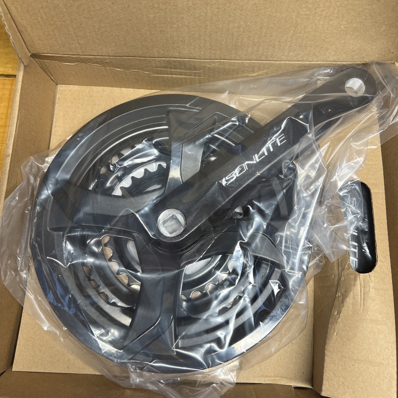 Sunlite Alloy Triple Crankset 170mm, 48/38/28T Aluminum, JIS Square Taper: NO BB