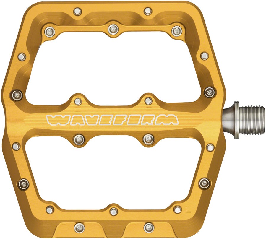 Waveform Pedals – Wolf Tooth Waveform Pedals – Gold, Large – Pedals