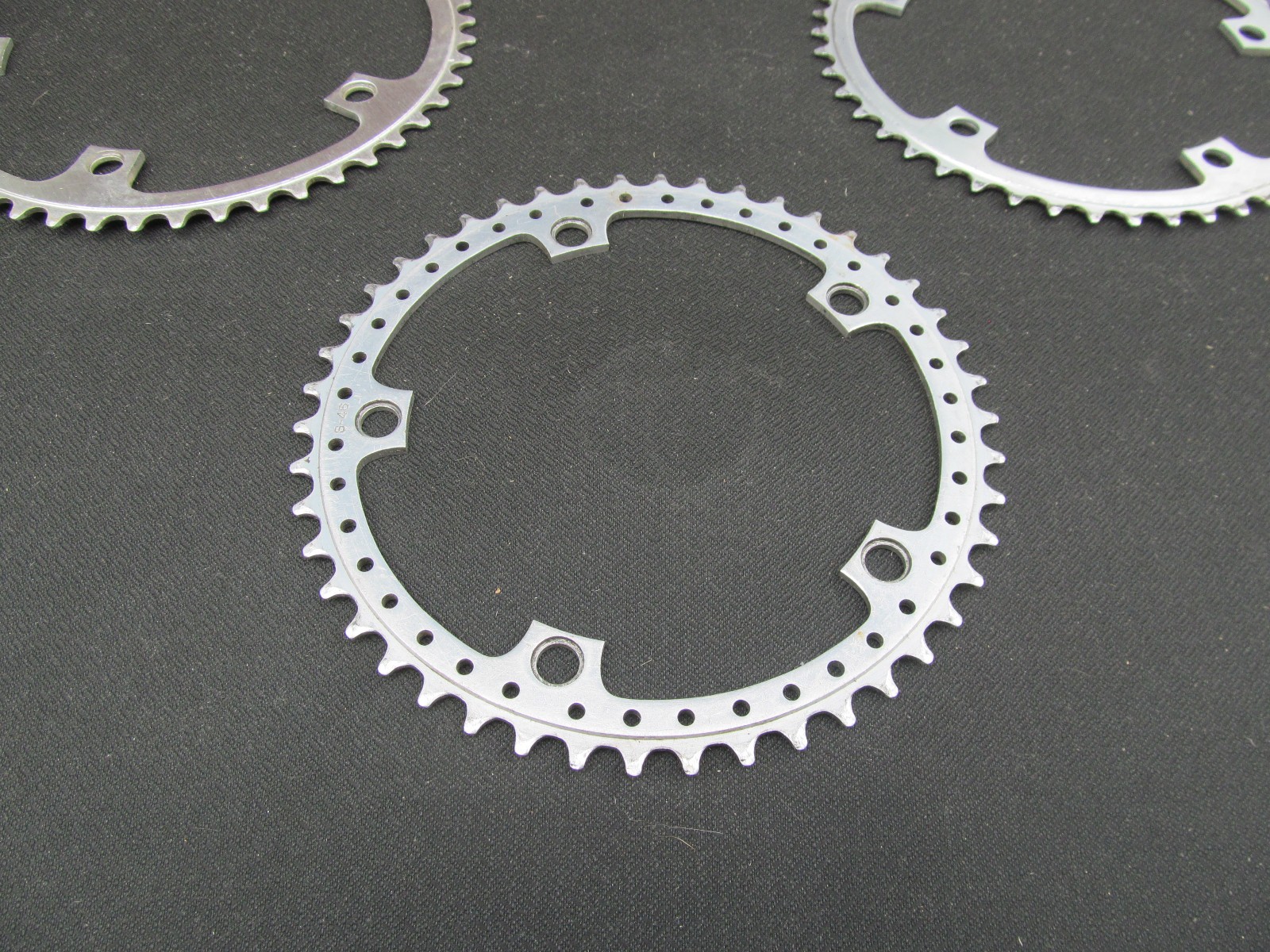Campagnolo Nuovo Record Crankset 170mm 52-42 with 3 extra Chainrings – Used